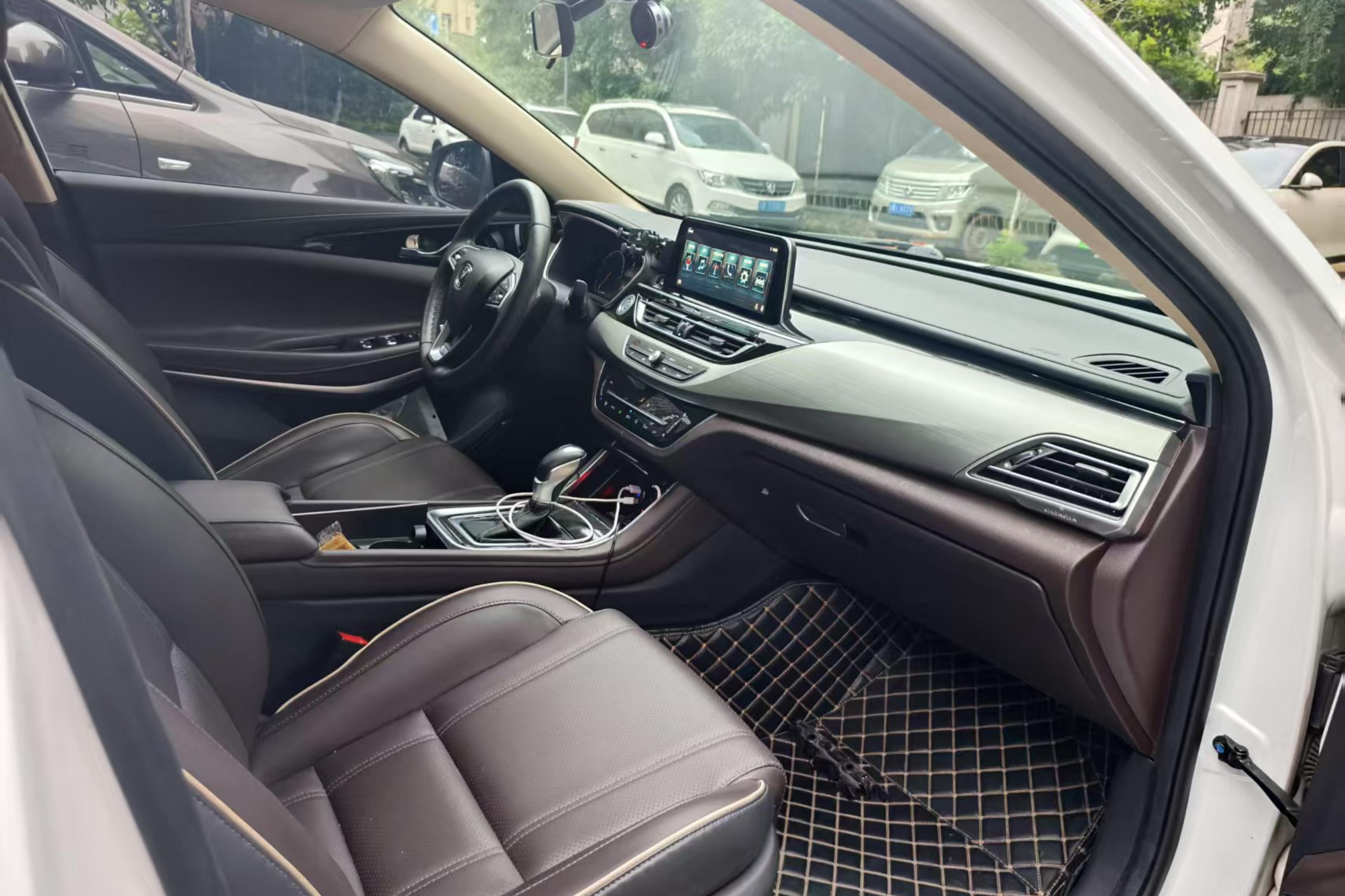 Changan Raeton 2018 #7 Changan Raeton 2018 immagine di auto #7