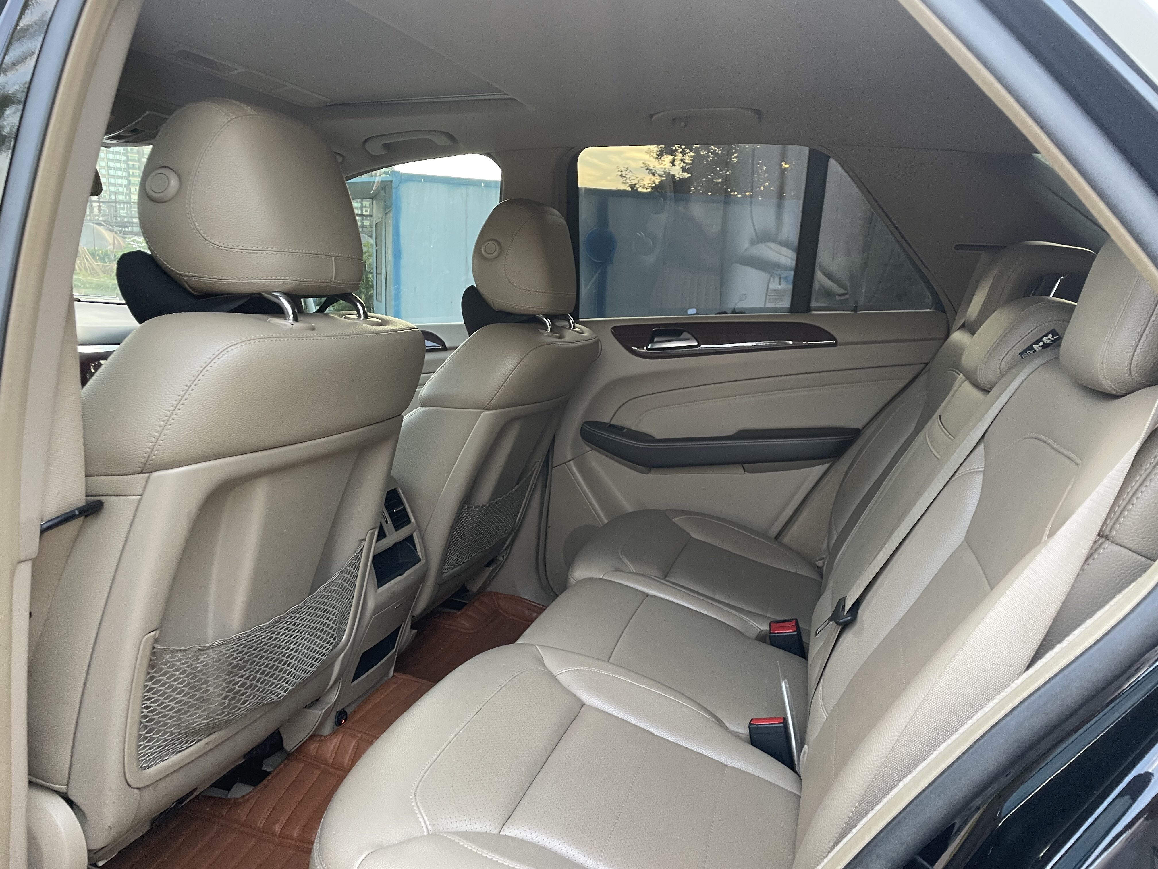 Mercedes-Benz M Class 2012 car image #7