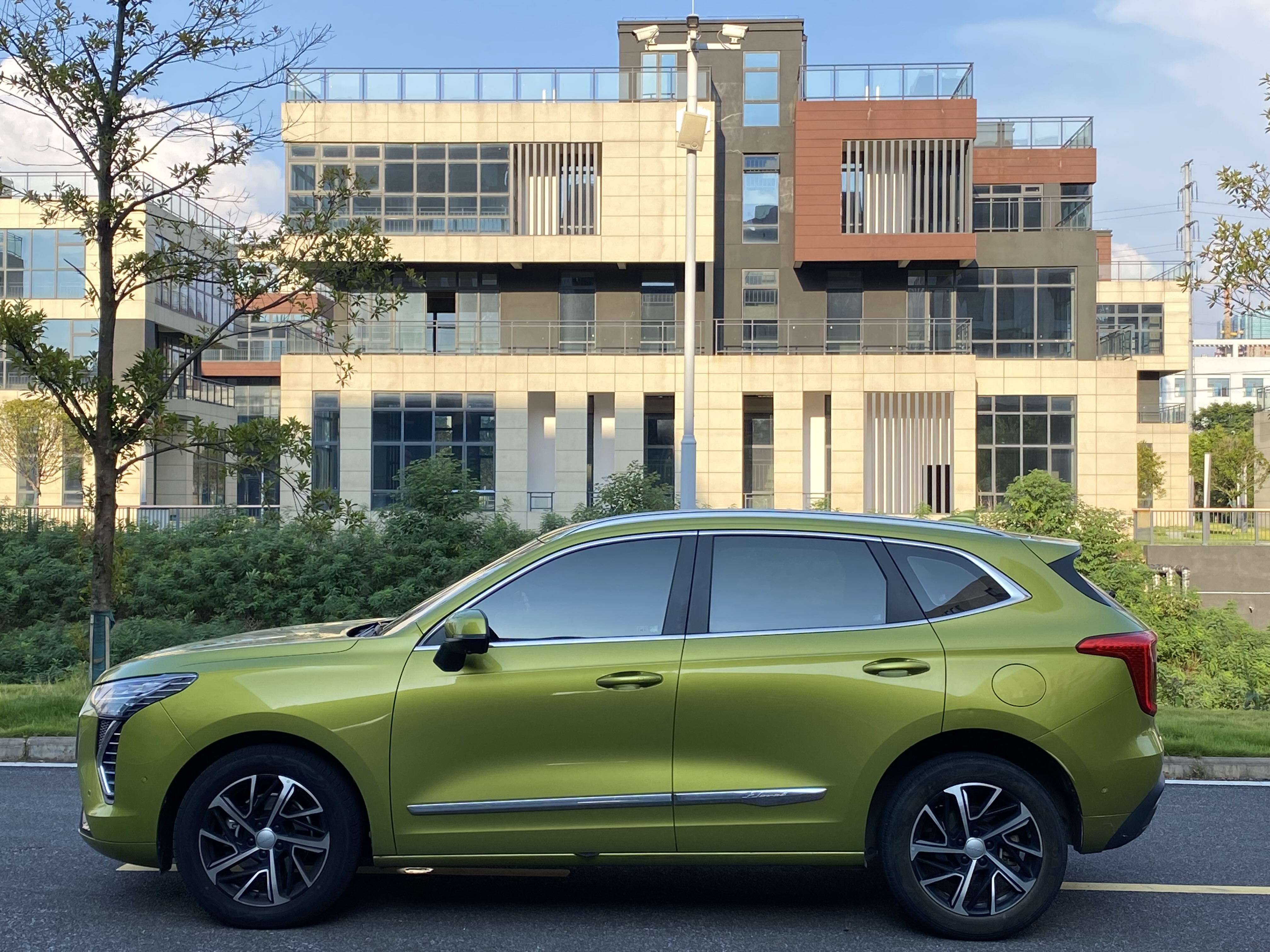 Haval Jolion 2021 #7 Haval Jolion 2021 car image #7