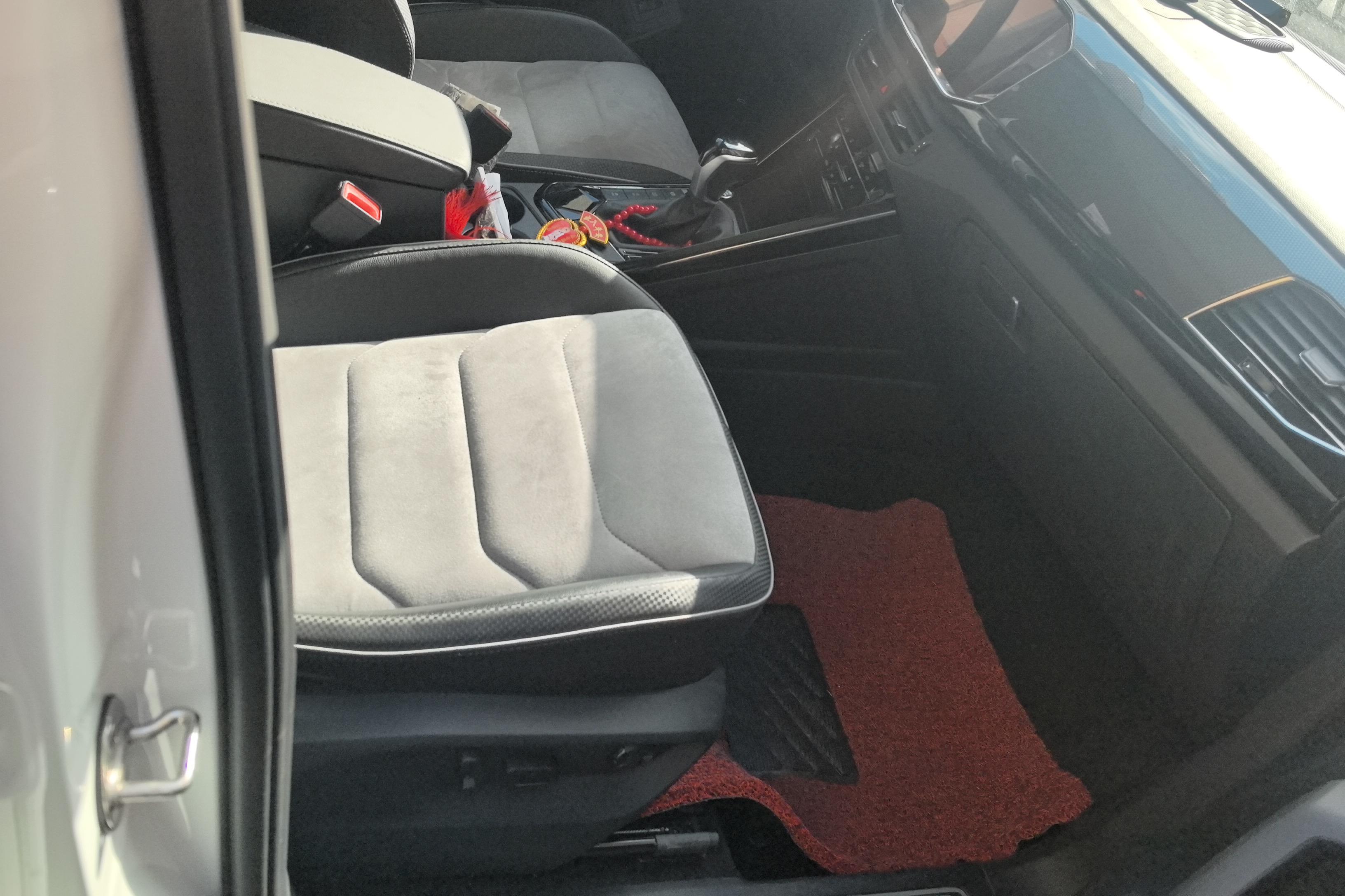 Volkswagen Tayron X 2023 car image #7