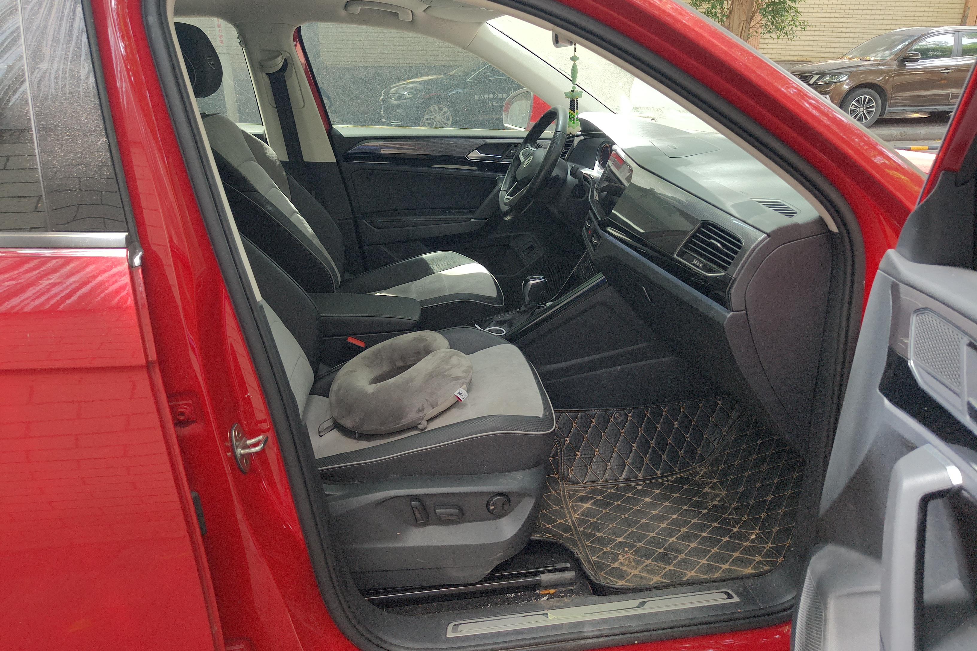 Volkswagen Tayron X 2021 صورة سيارة #7