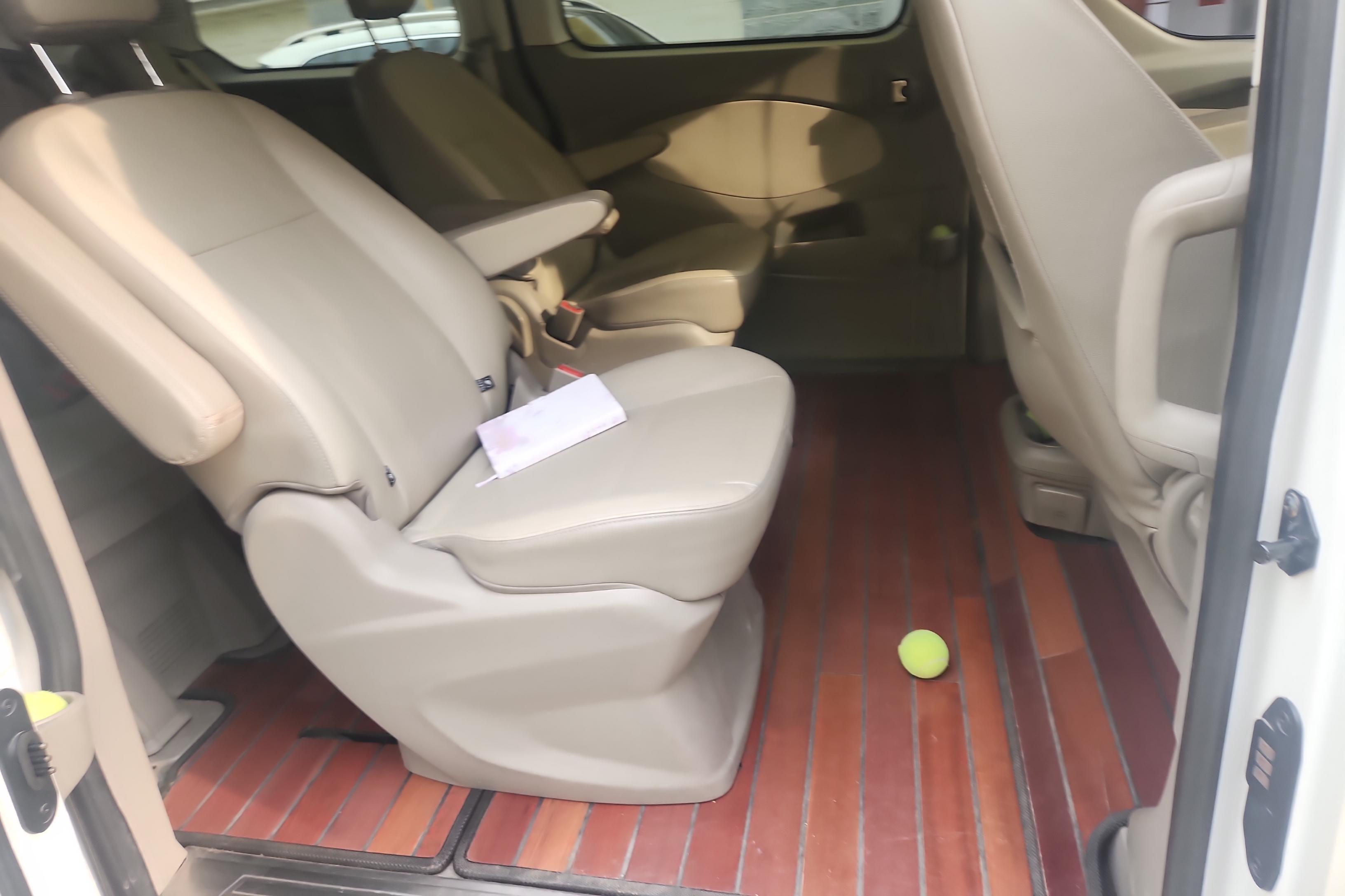 Ford Tourneo 2017 car image #7