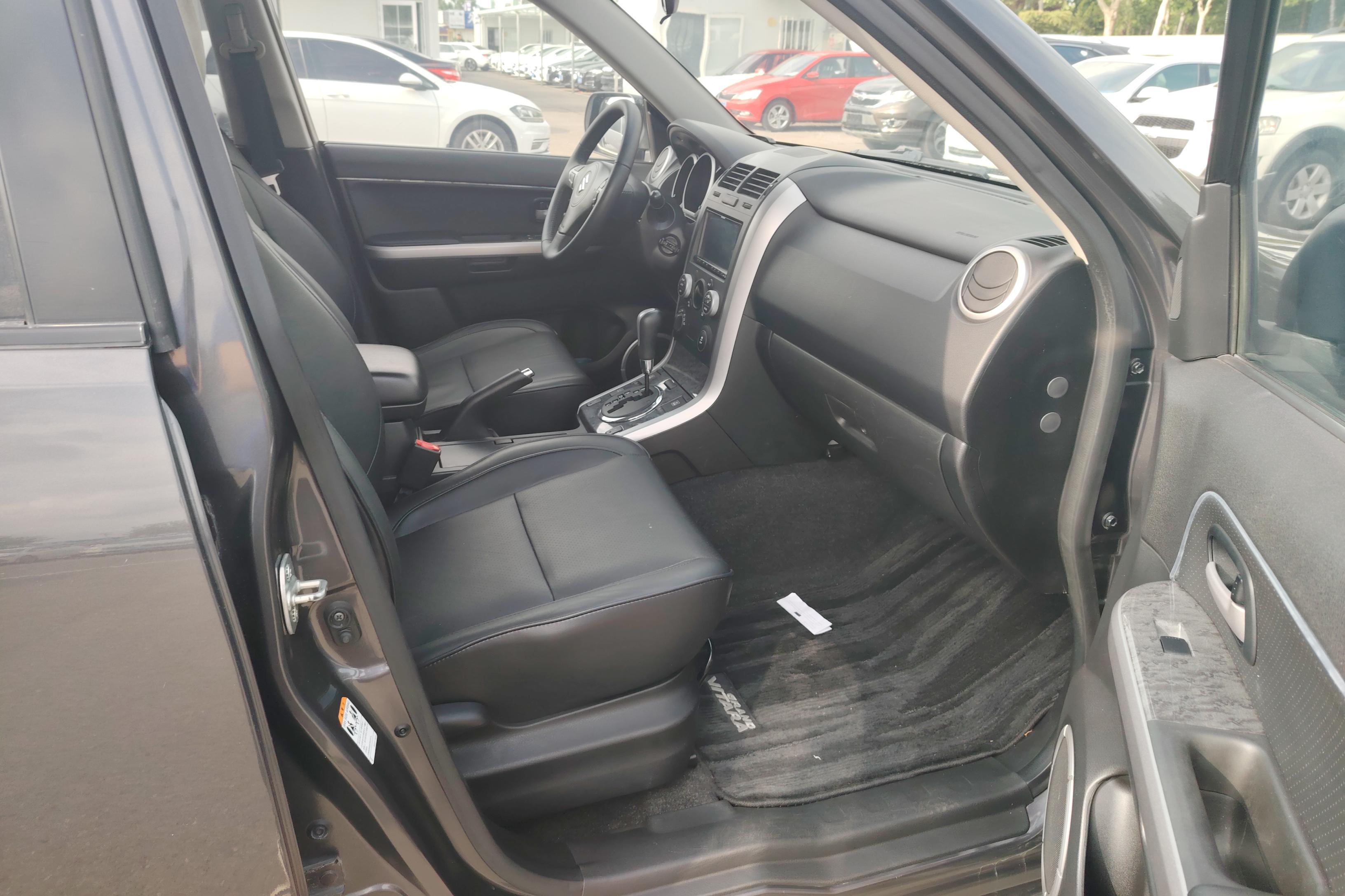 铃木 超级维特拉 2015 汽车图片 #7