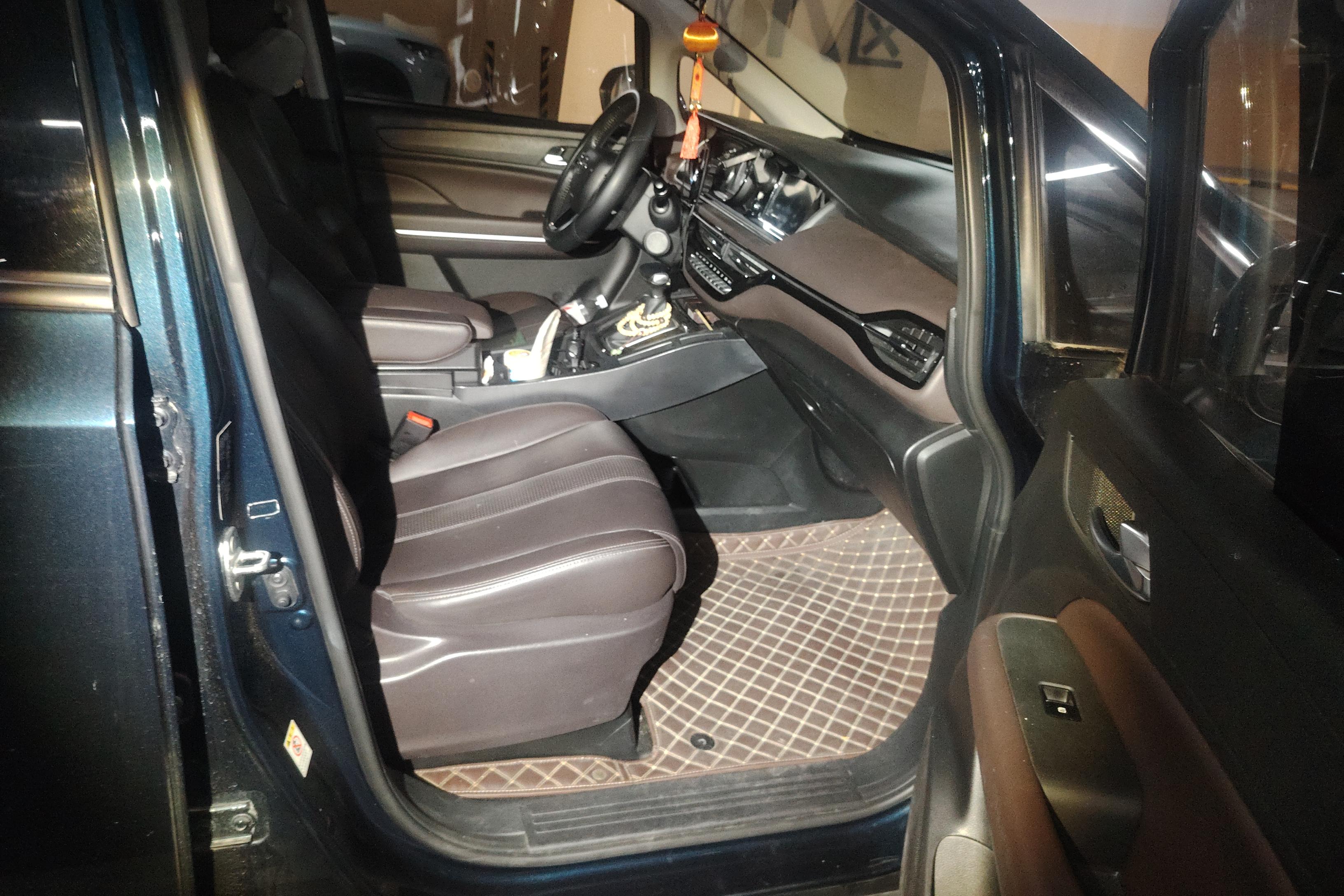 GAC Trumpchi M6 2020 car image #7