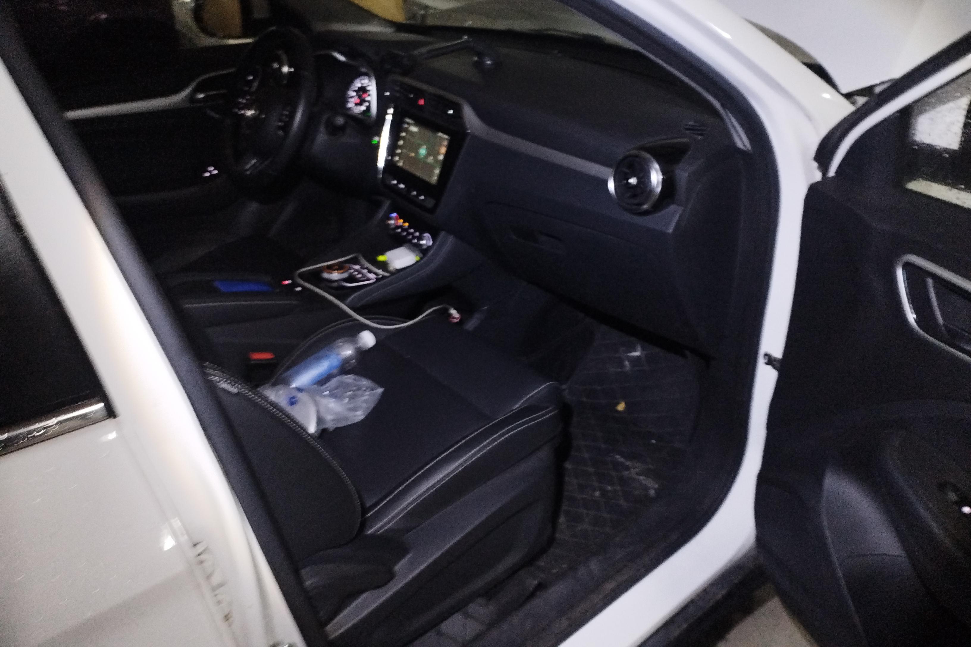 MG EZS Electric 2019 #7 MG EZS Electric 2019 car image #7