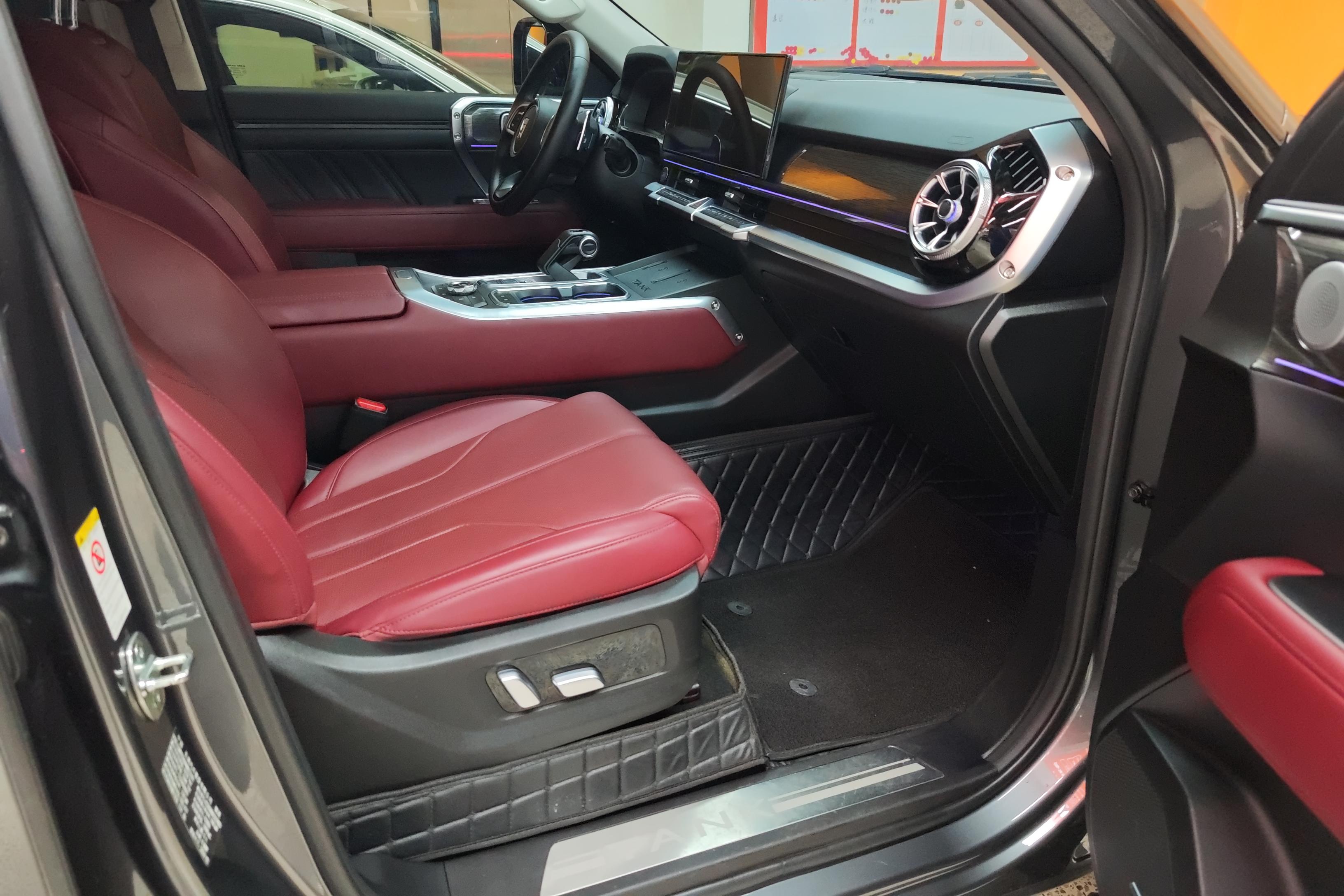 Tank 400 2023 car image #7