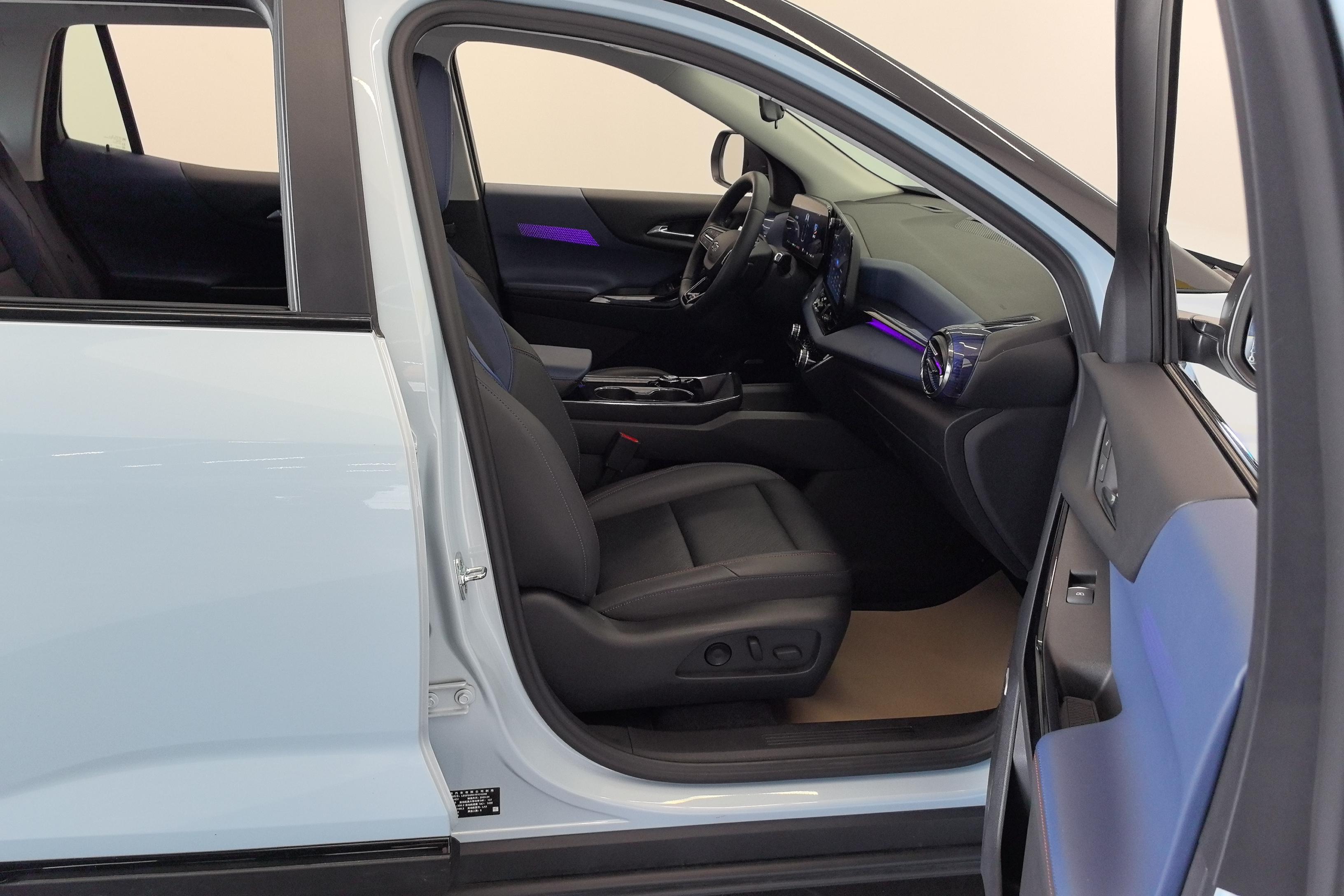 Chevrolet Equinox Plus 2024 #7 Chevrolet Equinox Plus 2024 car image #7