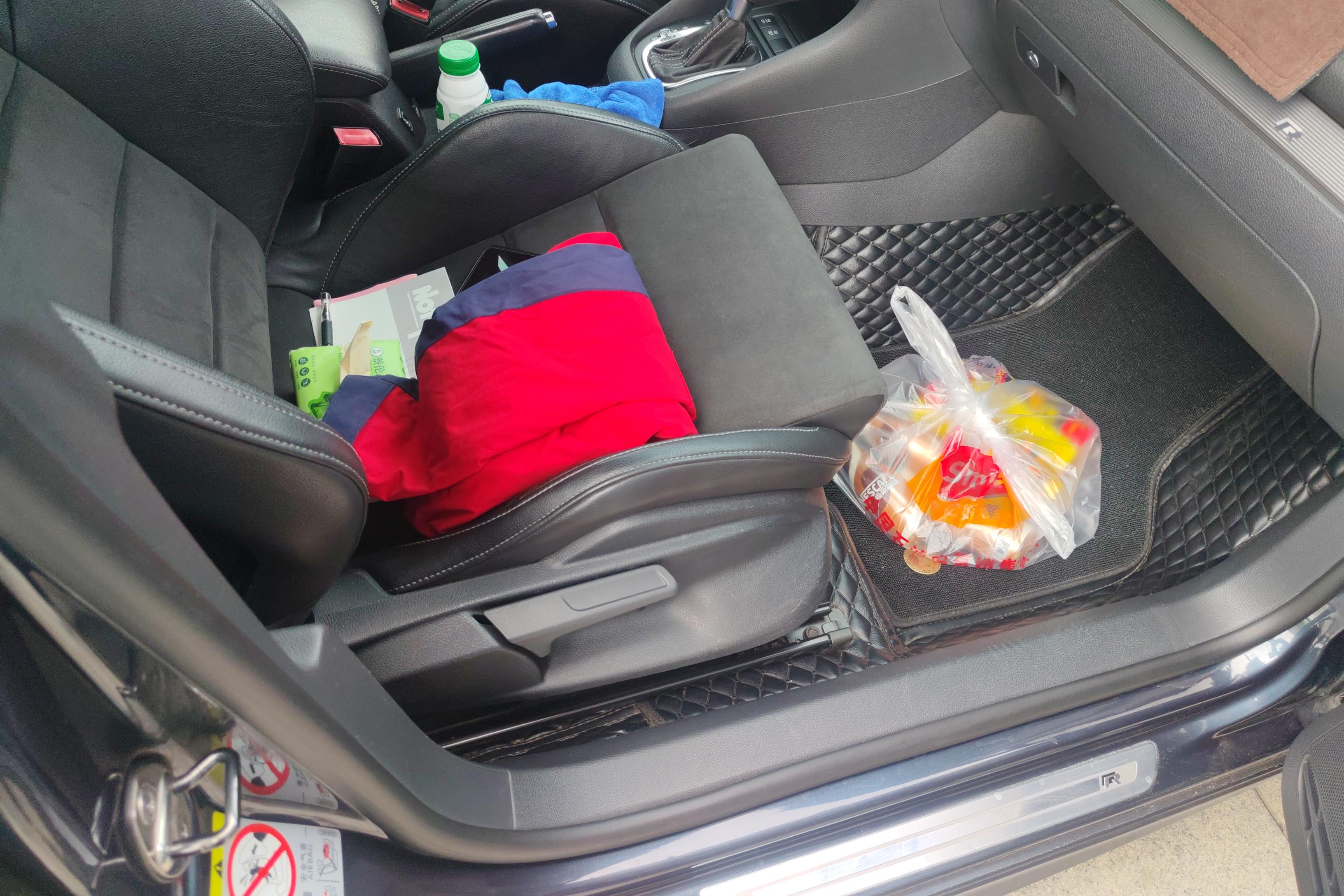 Volkswagen Gol 2011 car image #7