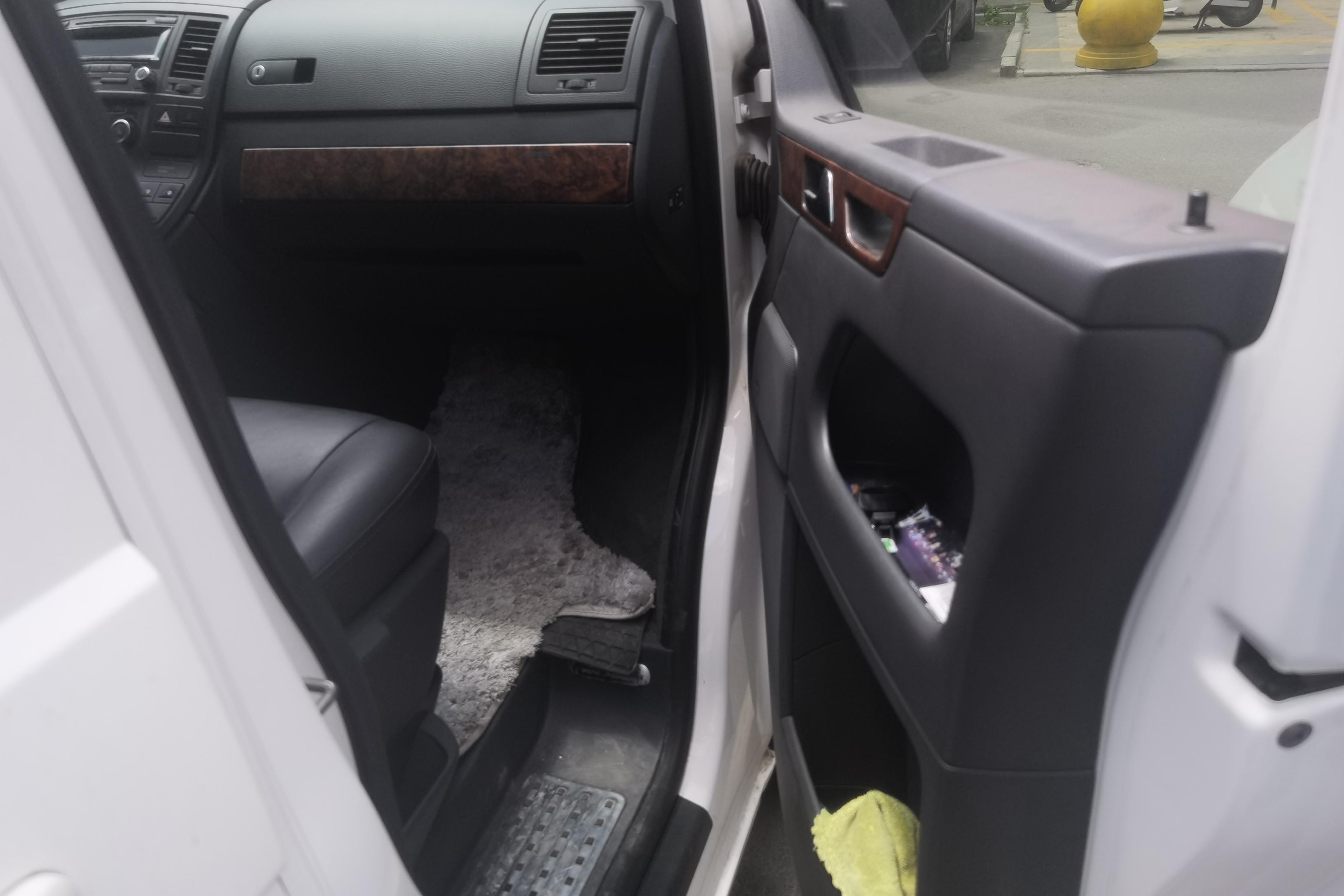 Volkswagen Multivan 2012 #7 Volkswagen Multivan 2012 imagem de carro #7