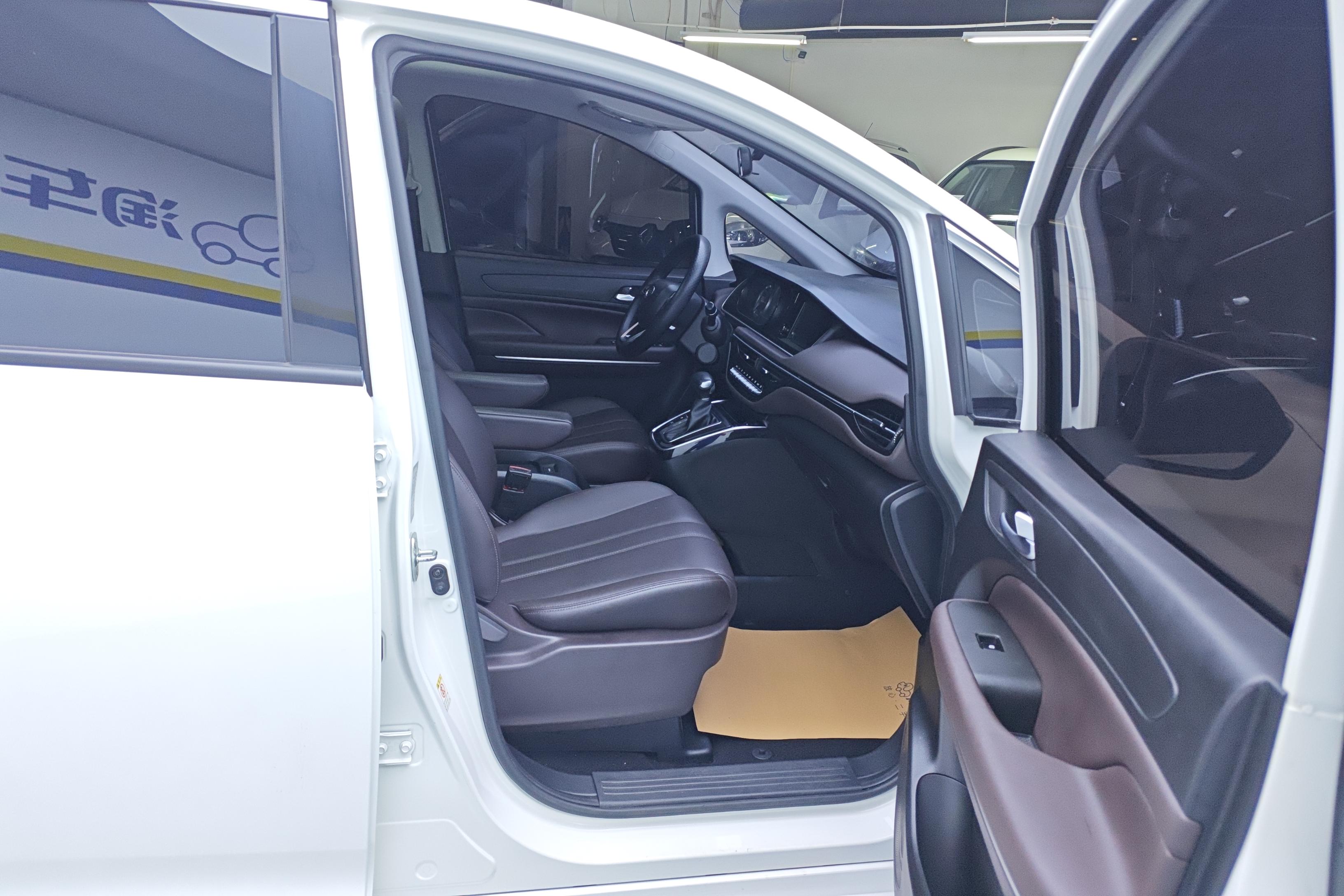 GAC Trumpchi M6 2020 #7 GAC Trumpchi M6 2020 car image #7