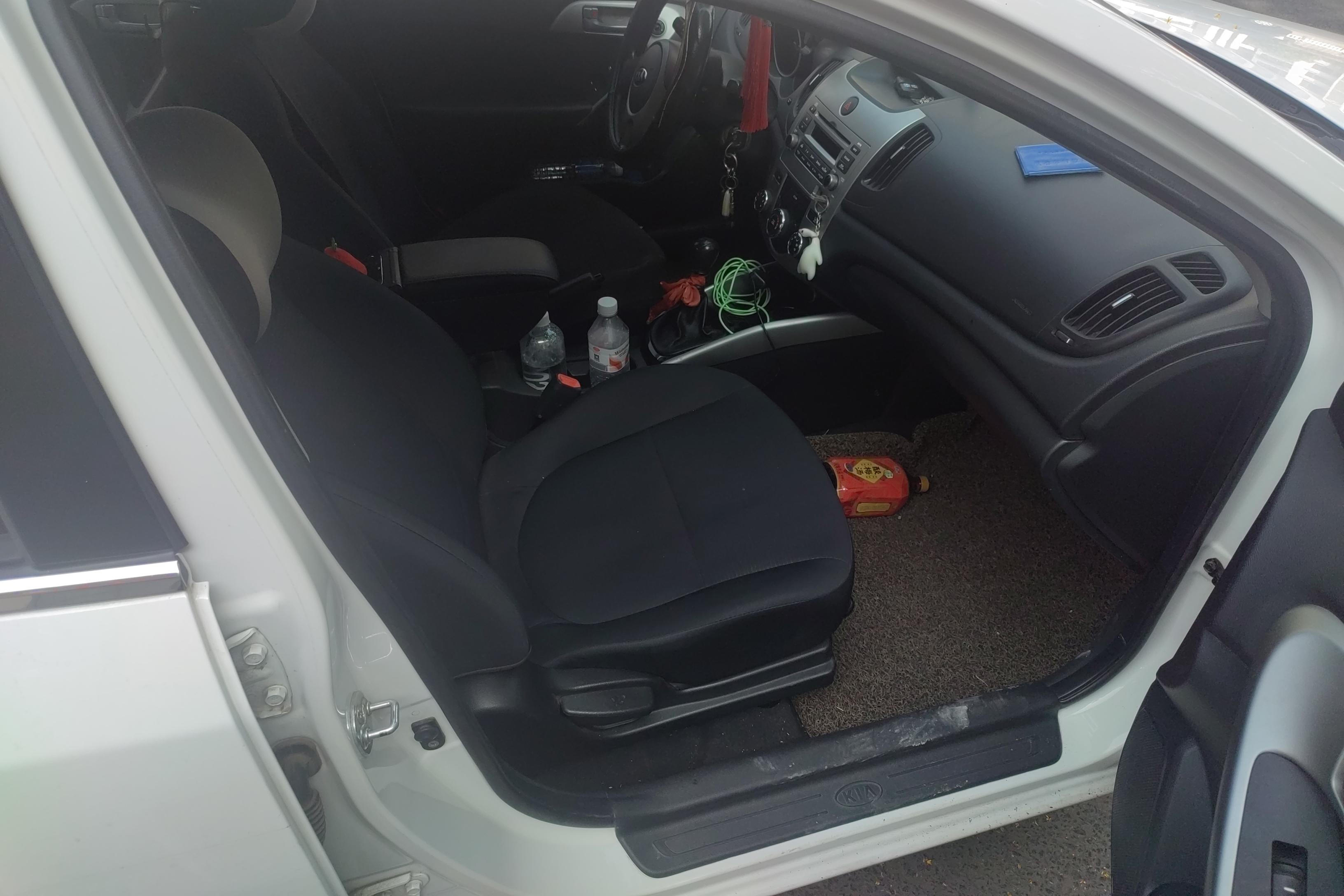 Kia Forte 2015 imagen de coche #7