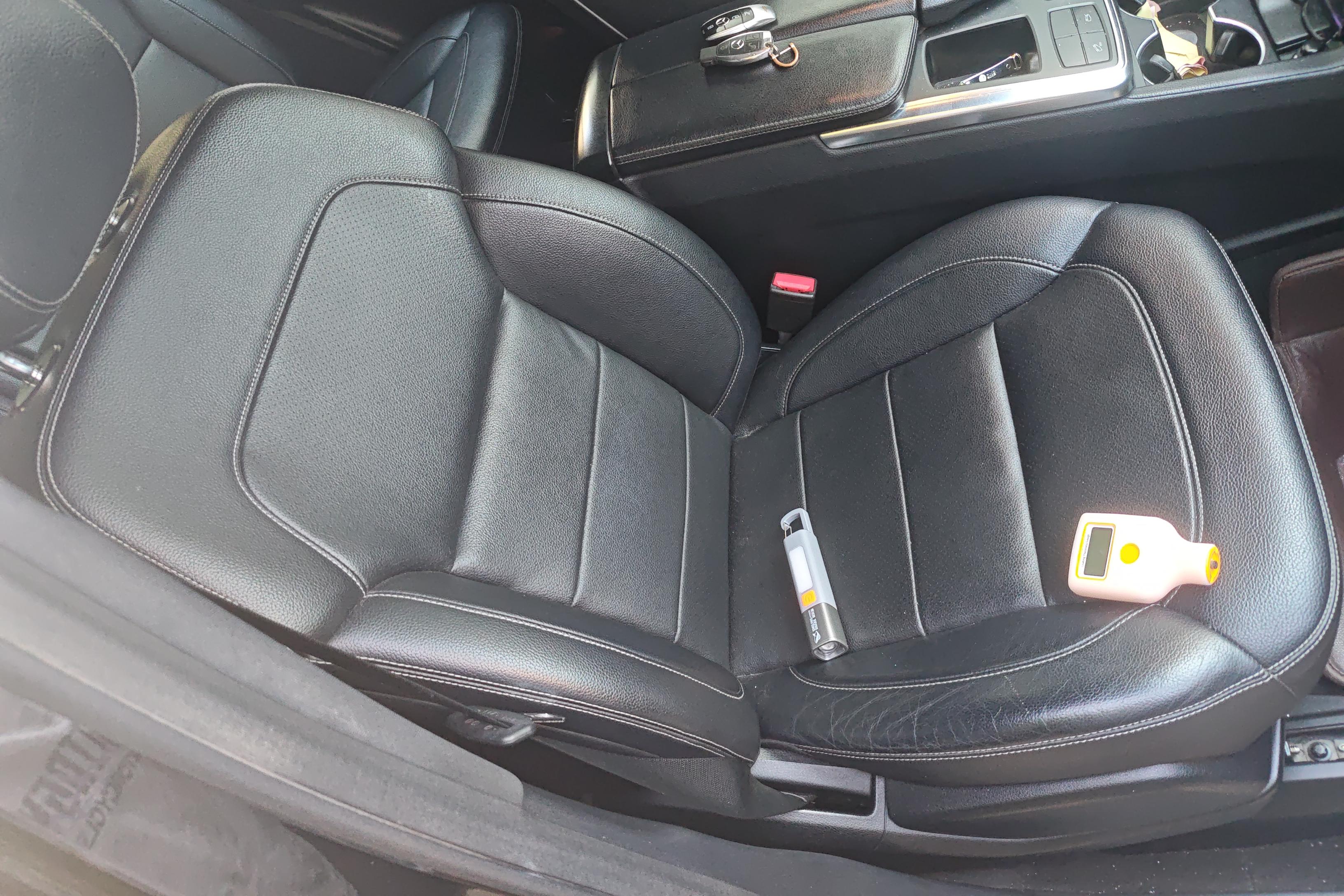 Mercedes-Benz M Class 2015 car image #7