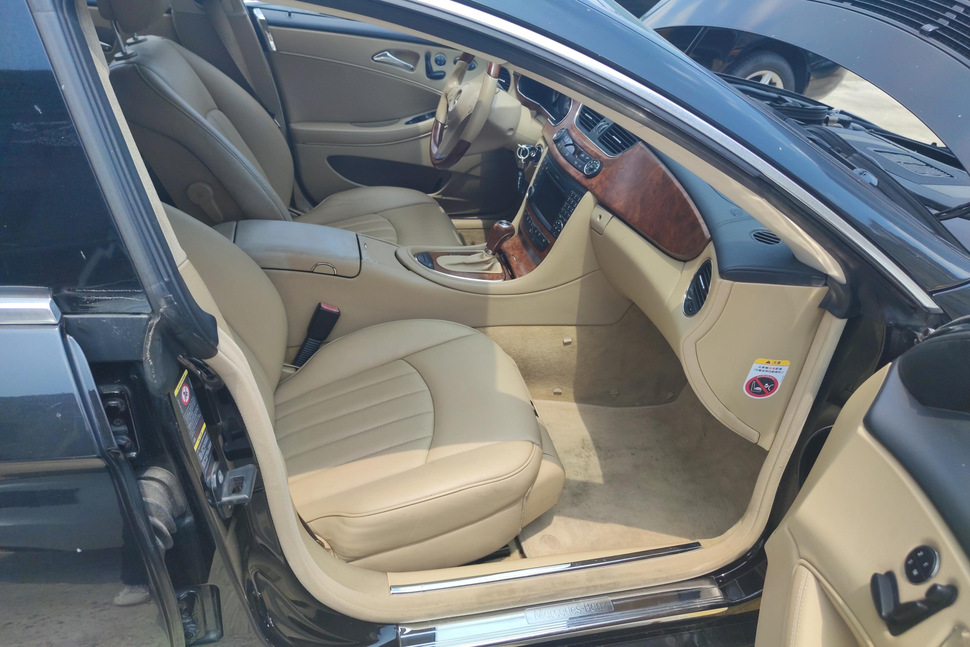 Mercedes-Benz CLS AMG 2010 #7 Mercedes-Benz CLS AMG 2010 car image #7