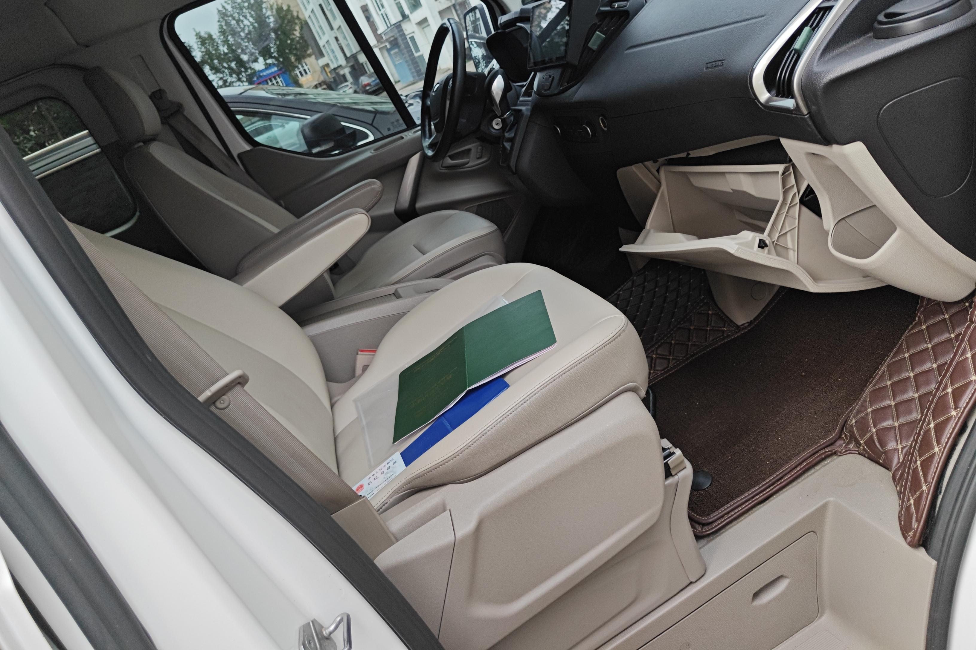 Ford Tourneo 2018 #7 Ford Tourneo 2018 car image #7