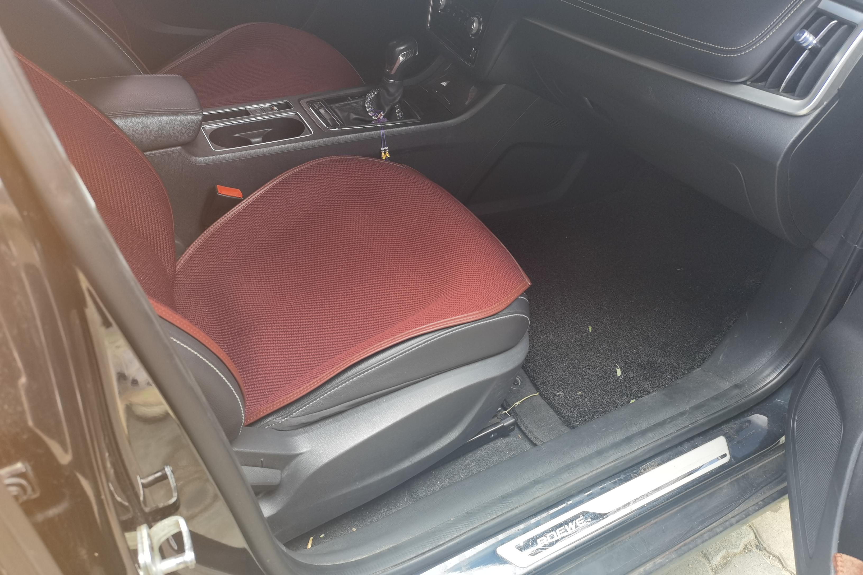 Roewe i6 2019 imagen de coche #7