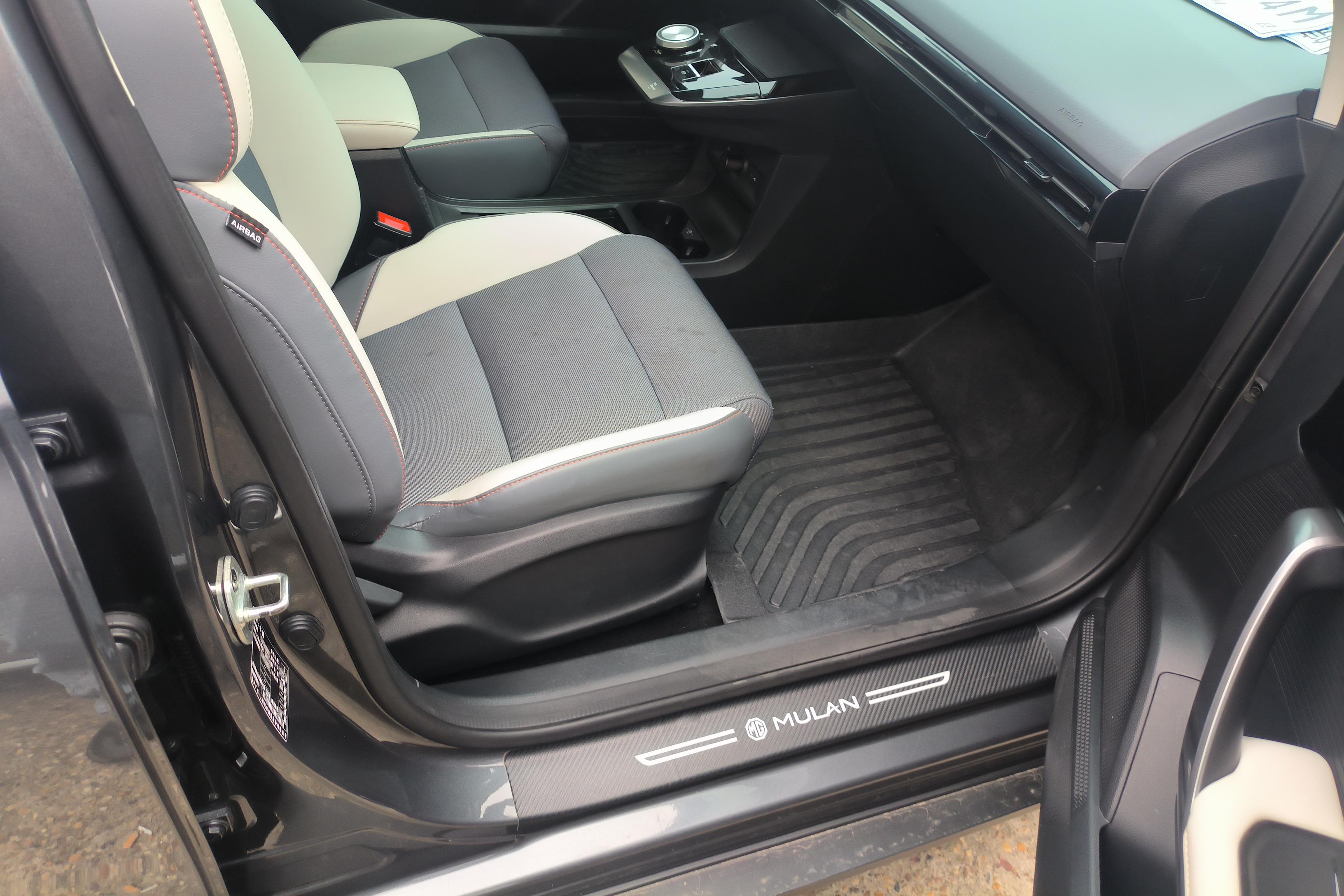 MG 4 EV 2022 #7 MG 4 EV 2022 car image #7