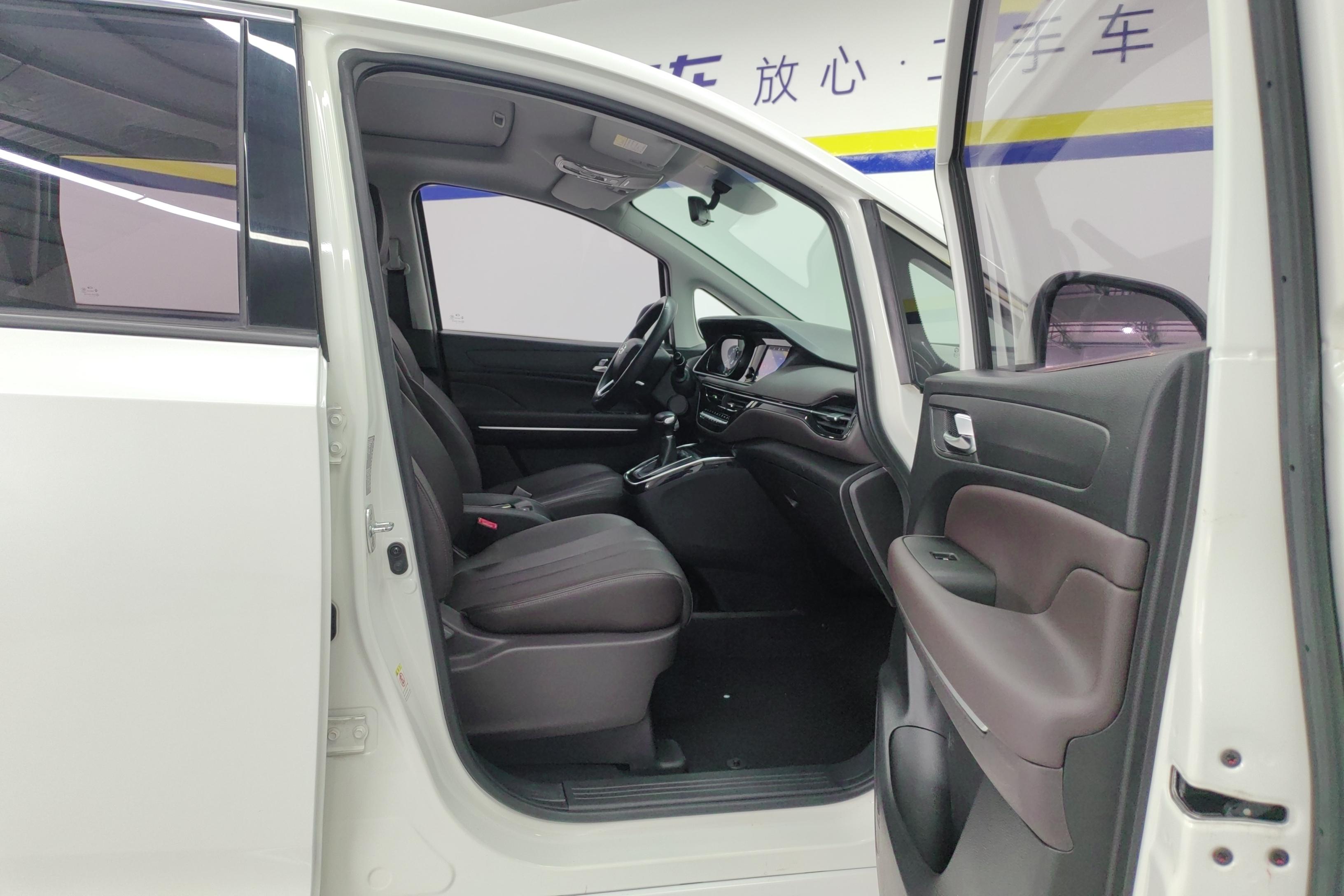 GAC Trumpchi M6 2019 #7 GAC Trumpchi M6 2019 immagine di auto #7