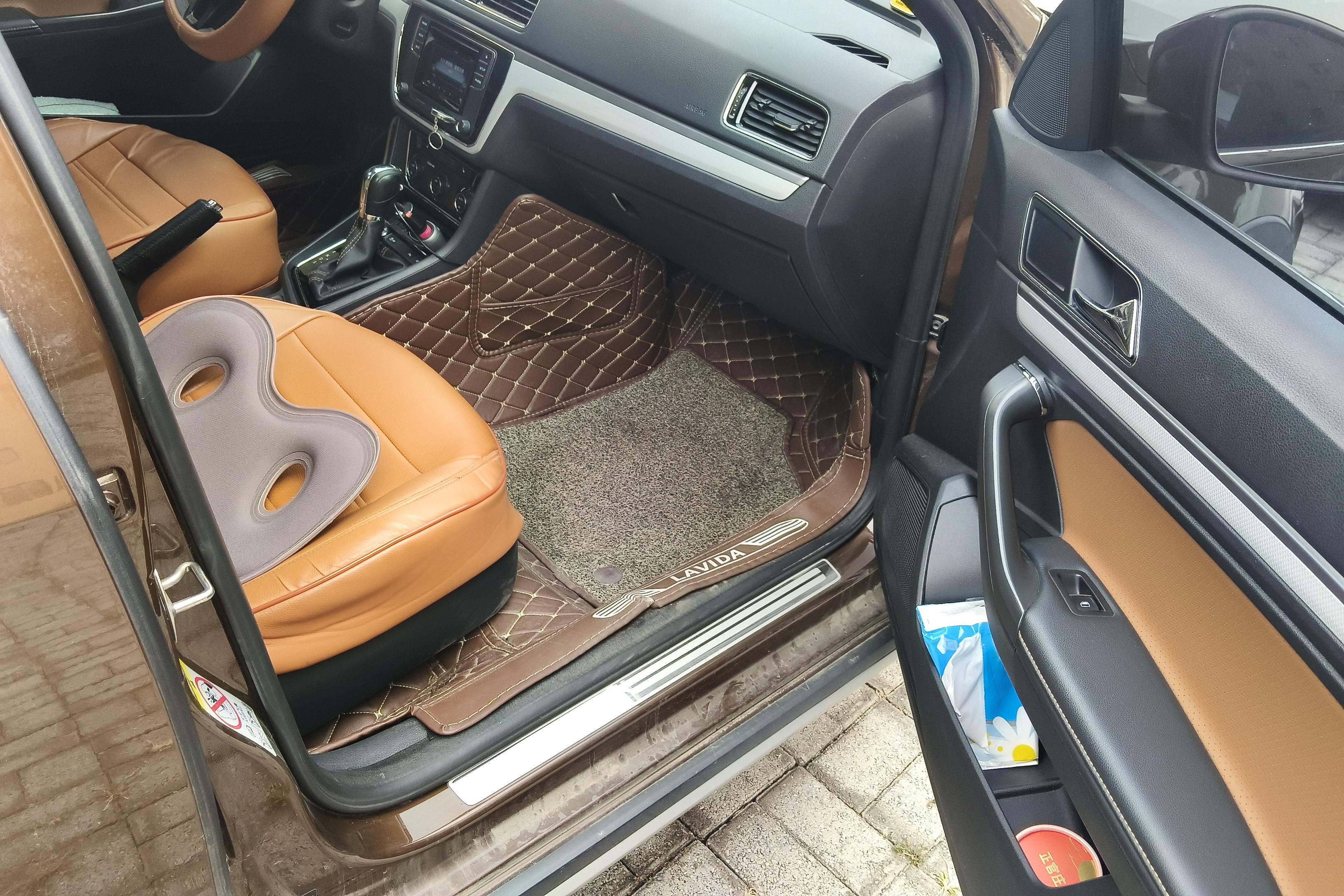 Volkswagen Cross Lavida 2017 immagine di auto #7