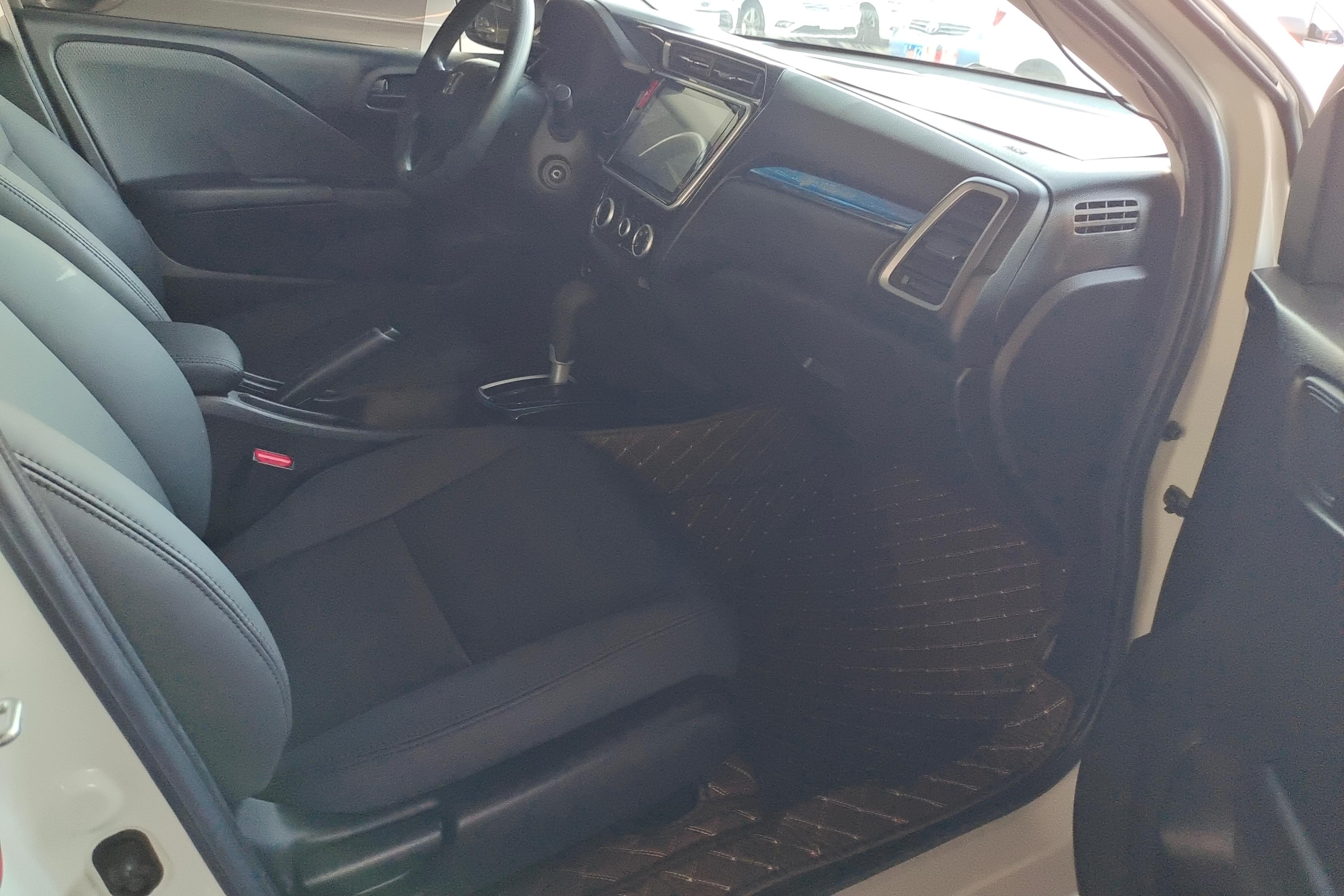 Honda Gienia 2018 car image #7