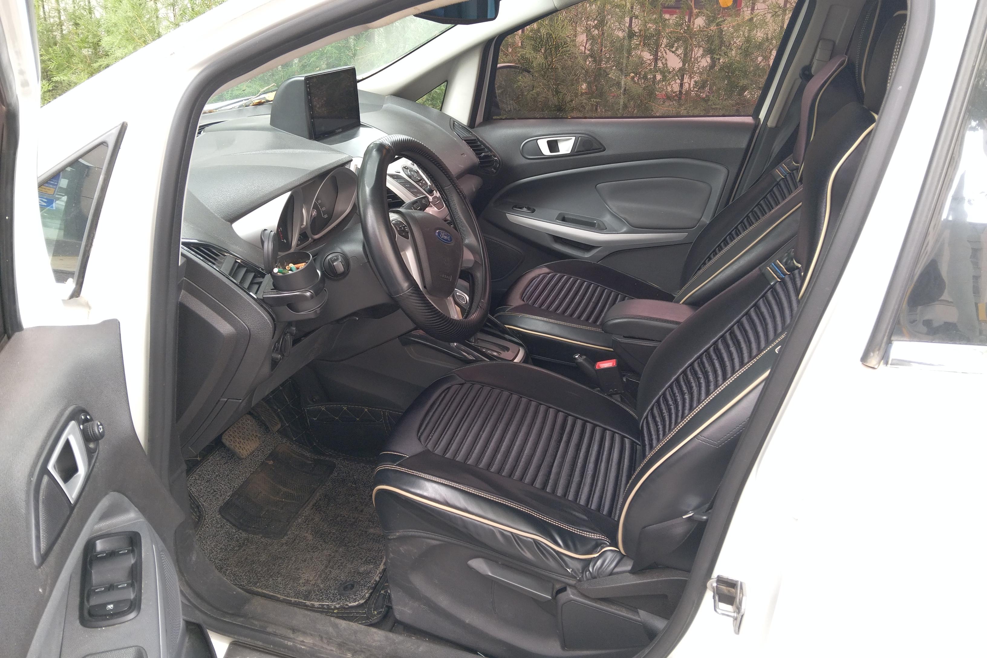 Ford EcoSport 2014 car image #7