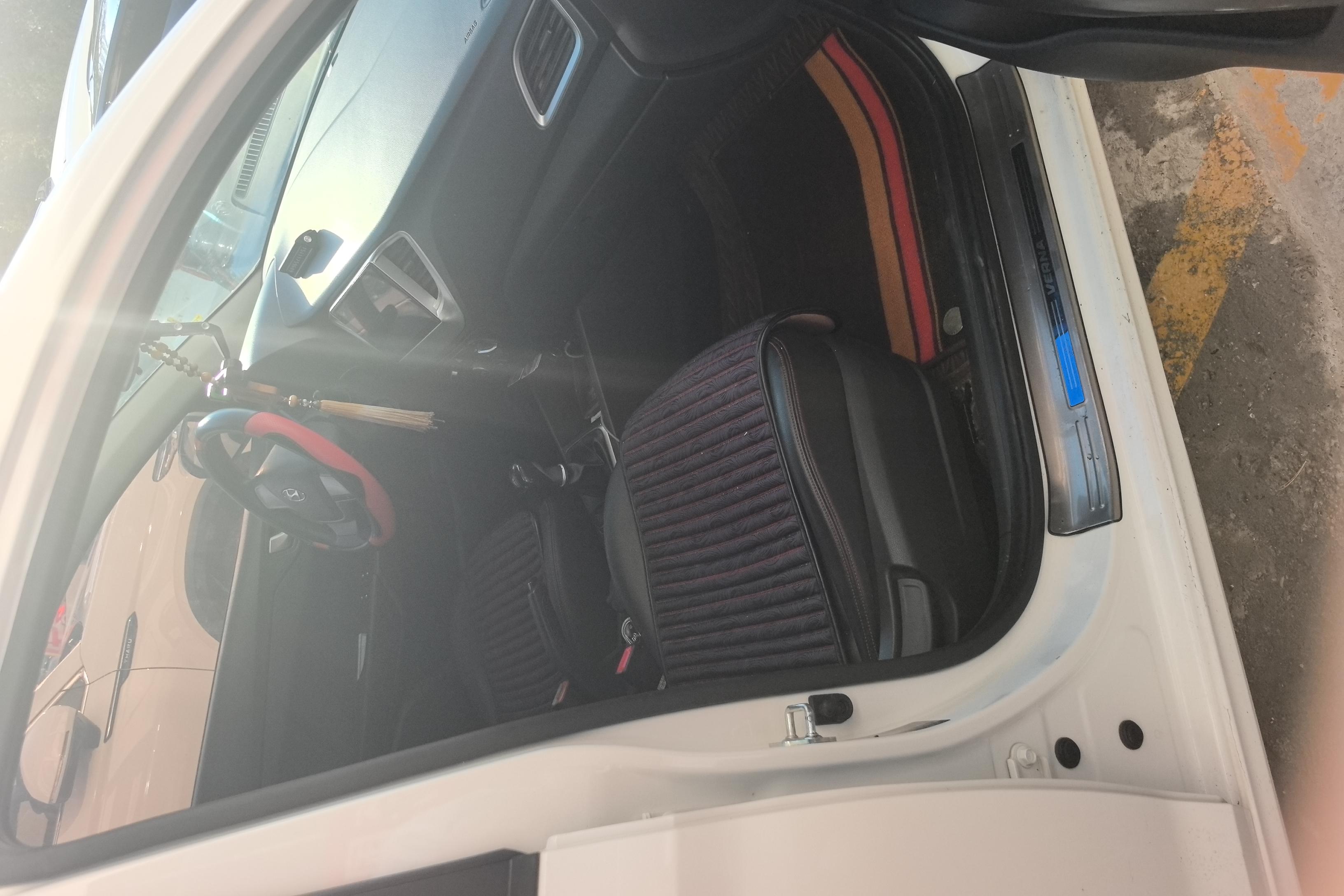 Hyundai Verna 2017 car image #7