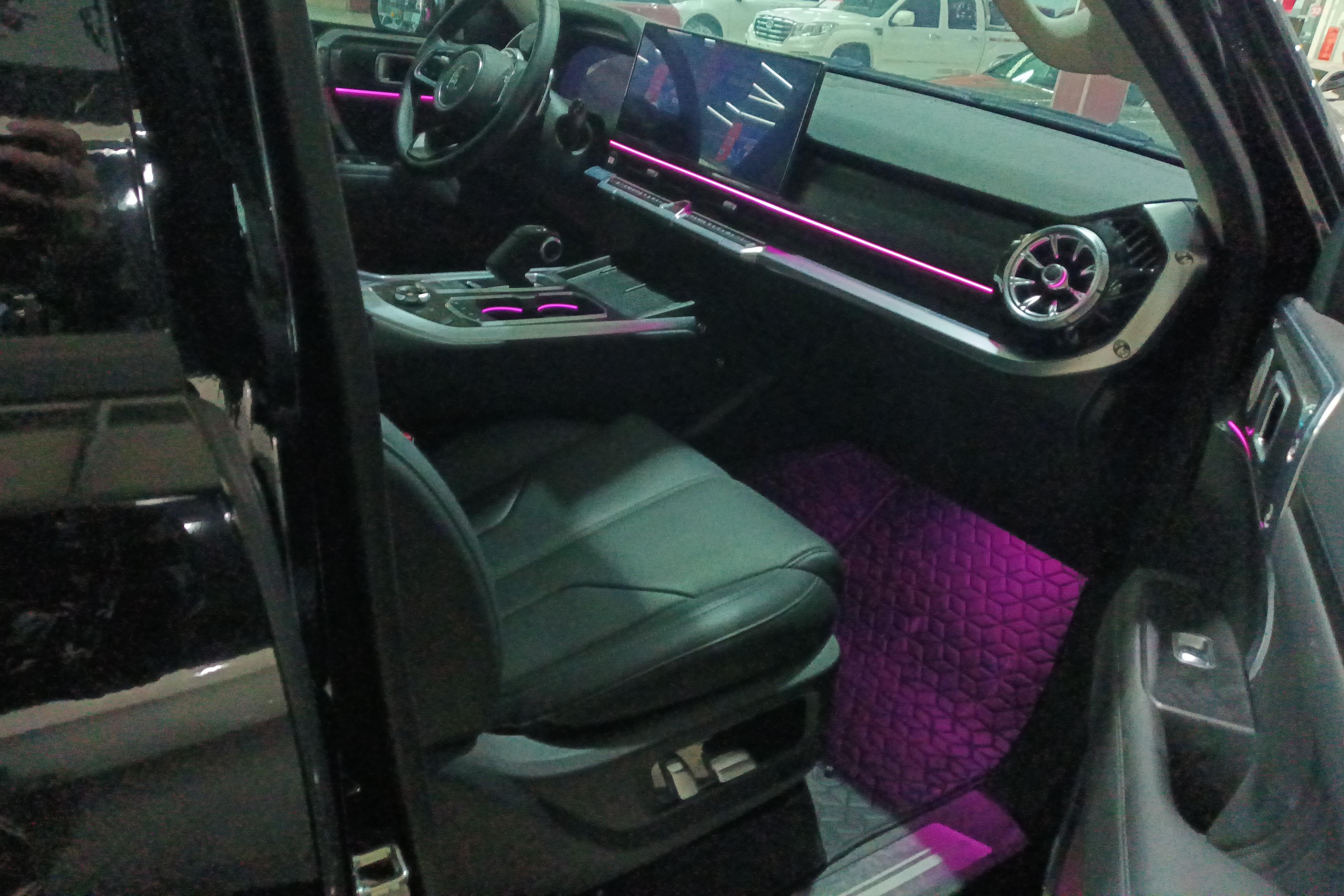 Tank 400 2024 car image #7