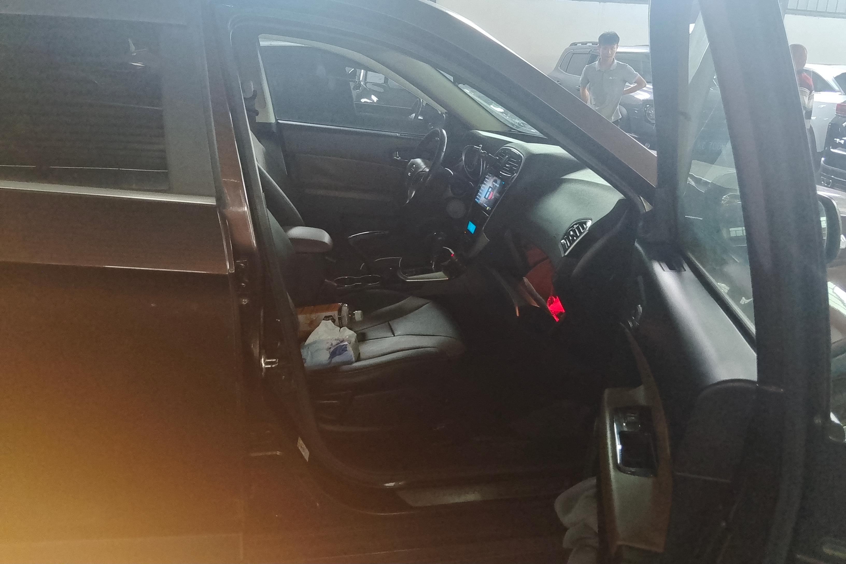 GAC Trumpchi GS5 2016 #7 GAC Trumpchi GS5 2016 car image #7