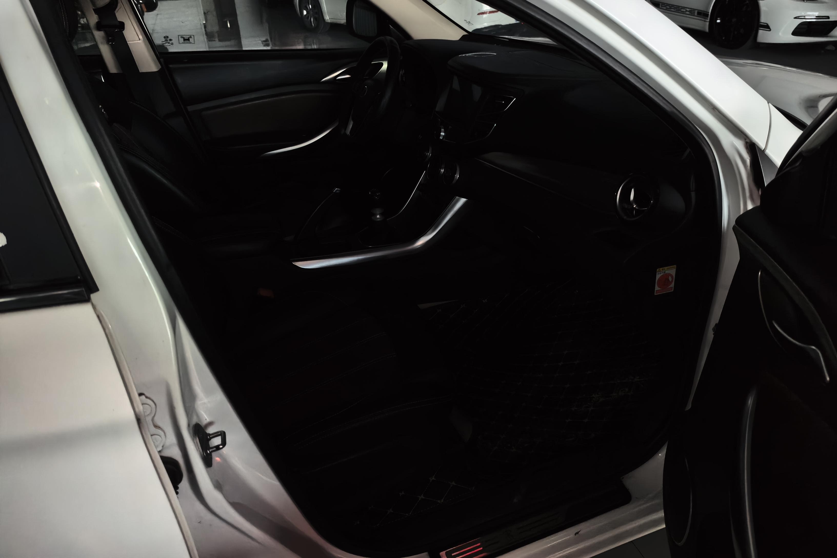 BYD Song 2017 car image #7