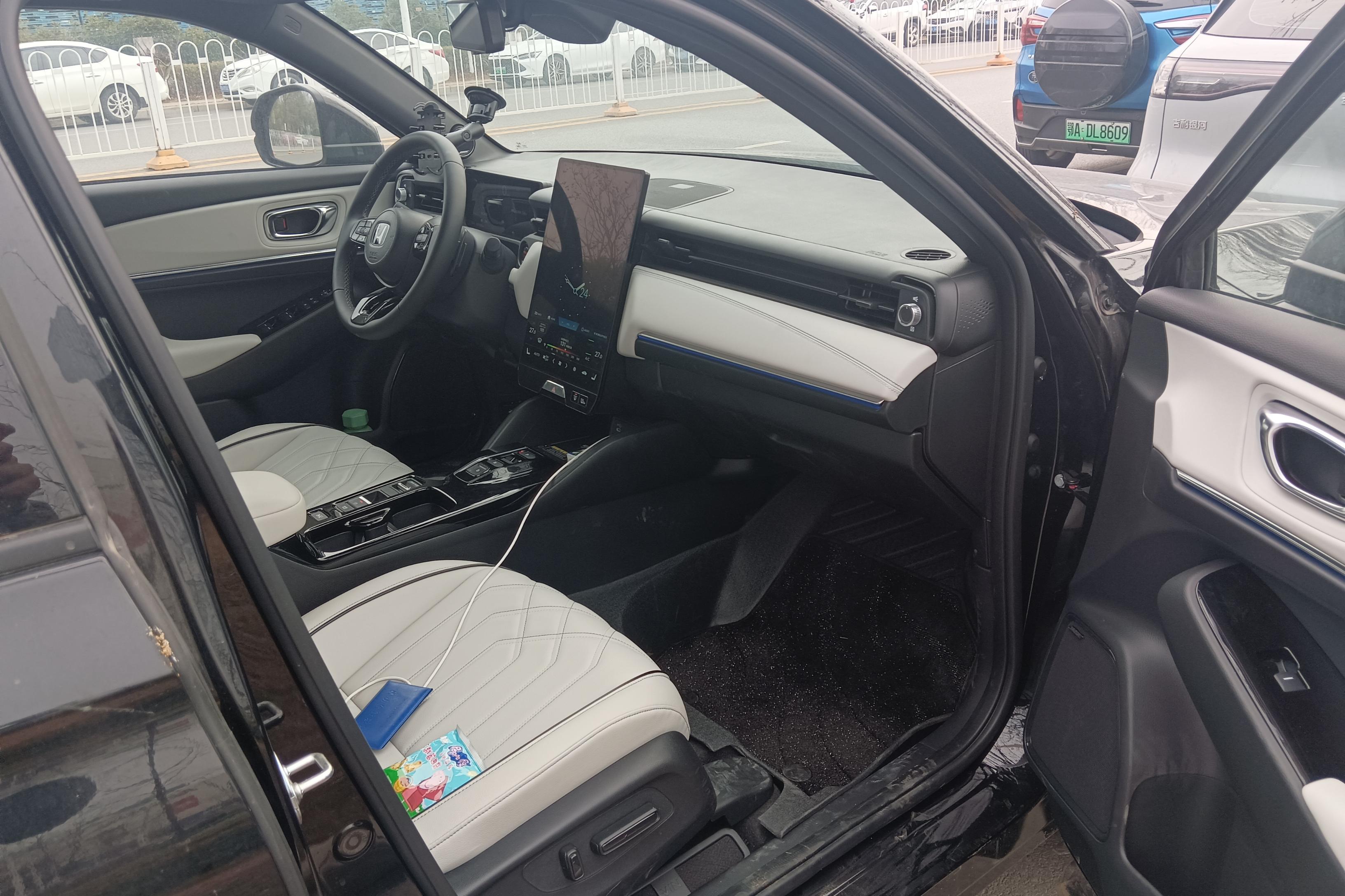 Honda e:NS1 2024 #7 Honda e:NS1 2024 car image #7