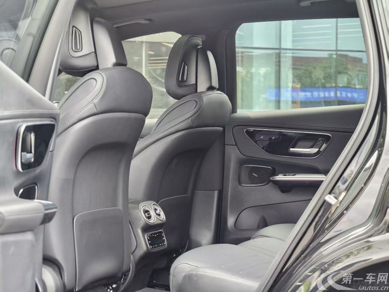 Mercedes-Benz GLC Class 2024 immagine di auto #7