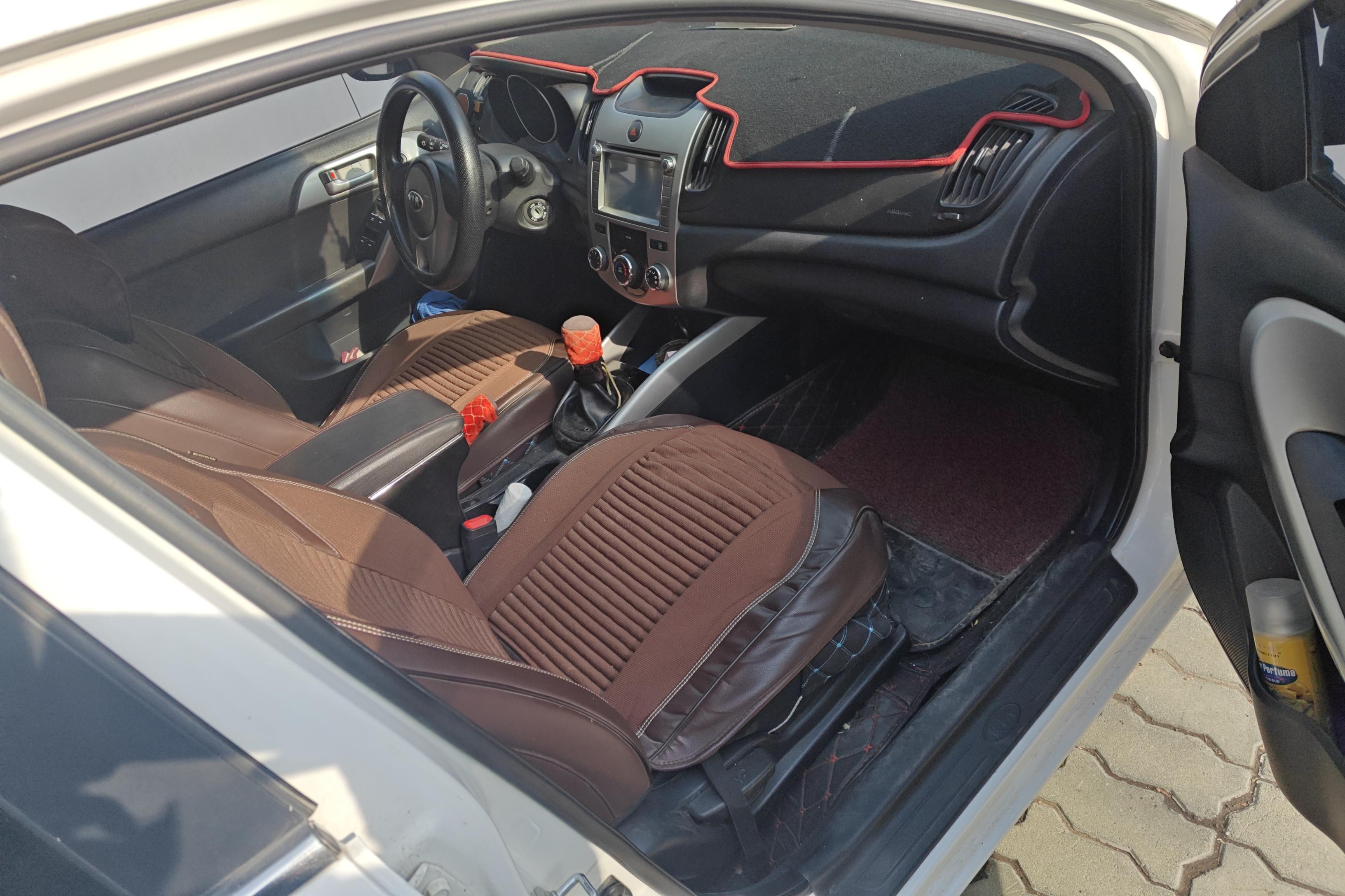 起亚 福瑞迪 2015 汽车图片 #7