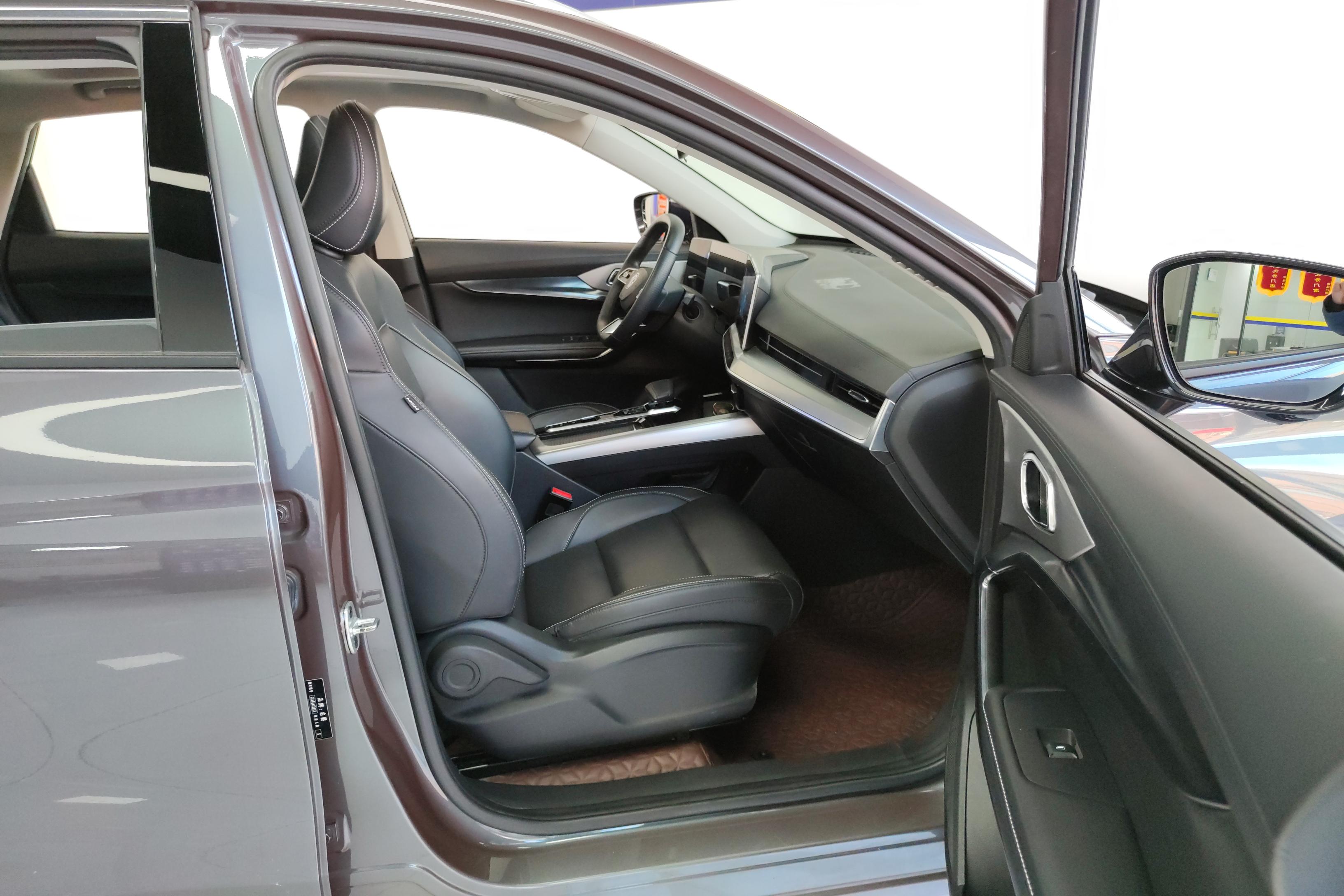 MG ES5 2022 car image #7