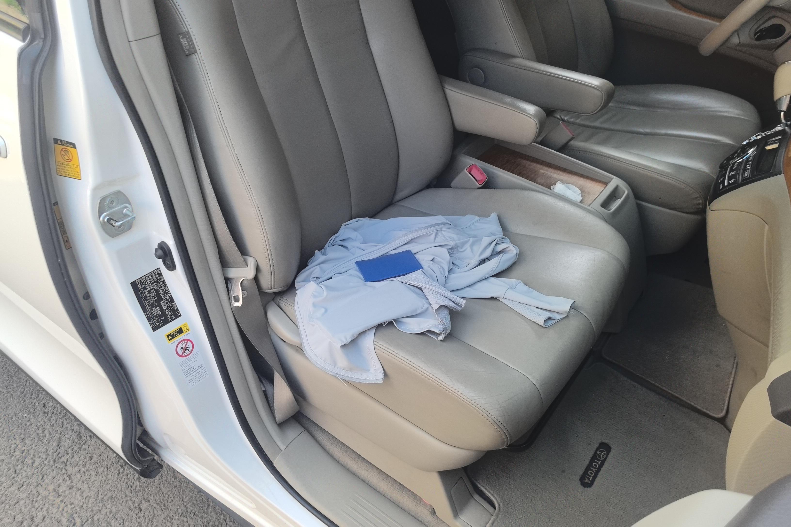 Toyota Previa 2012 car image #7