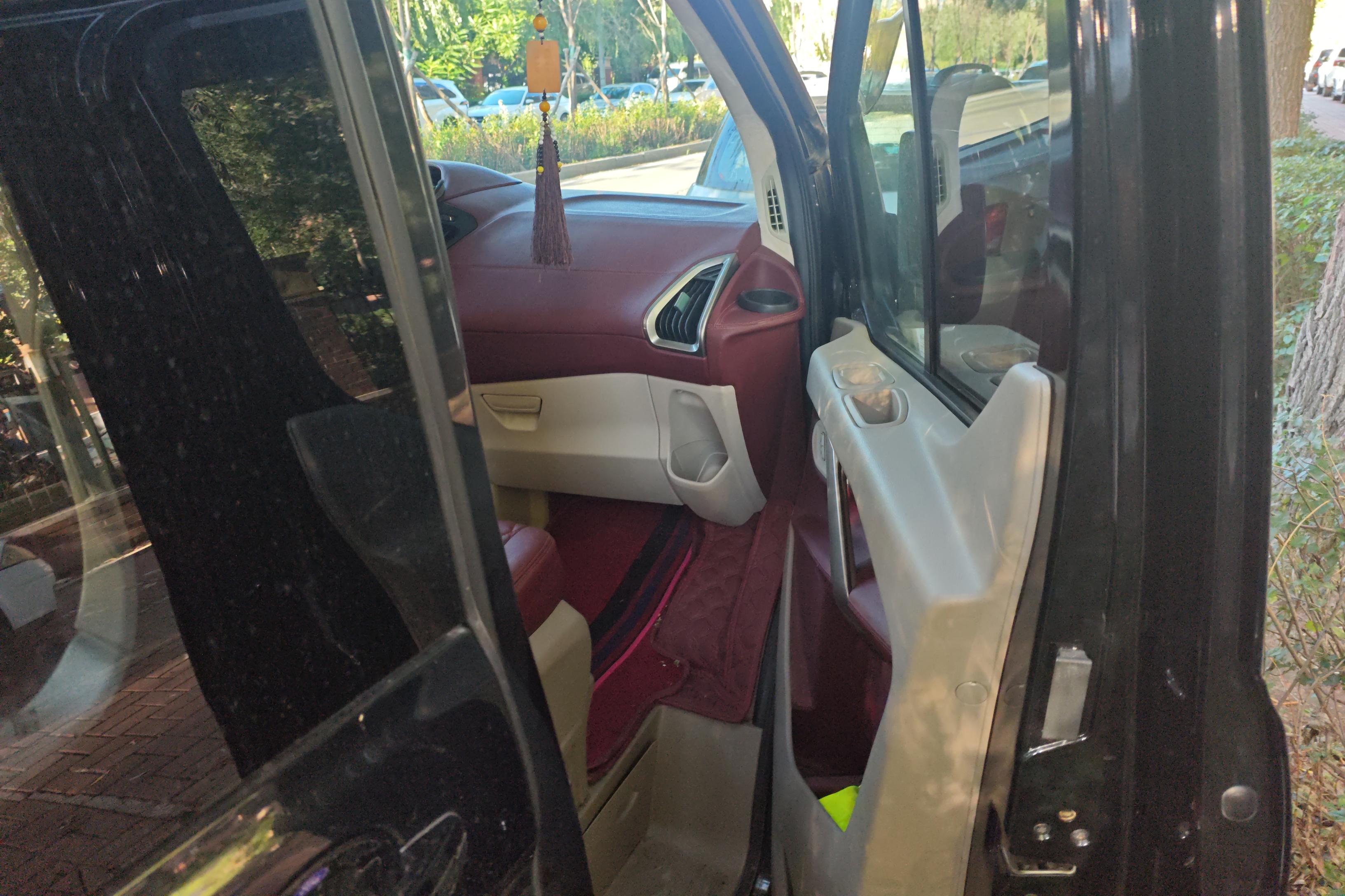 Ford Tourneo 2018 car image #7