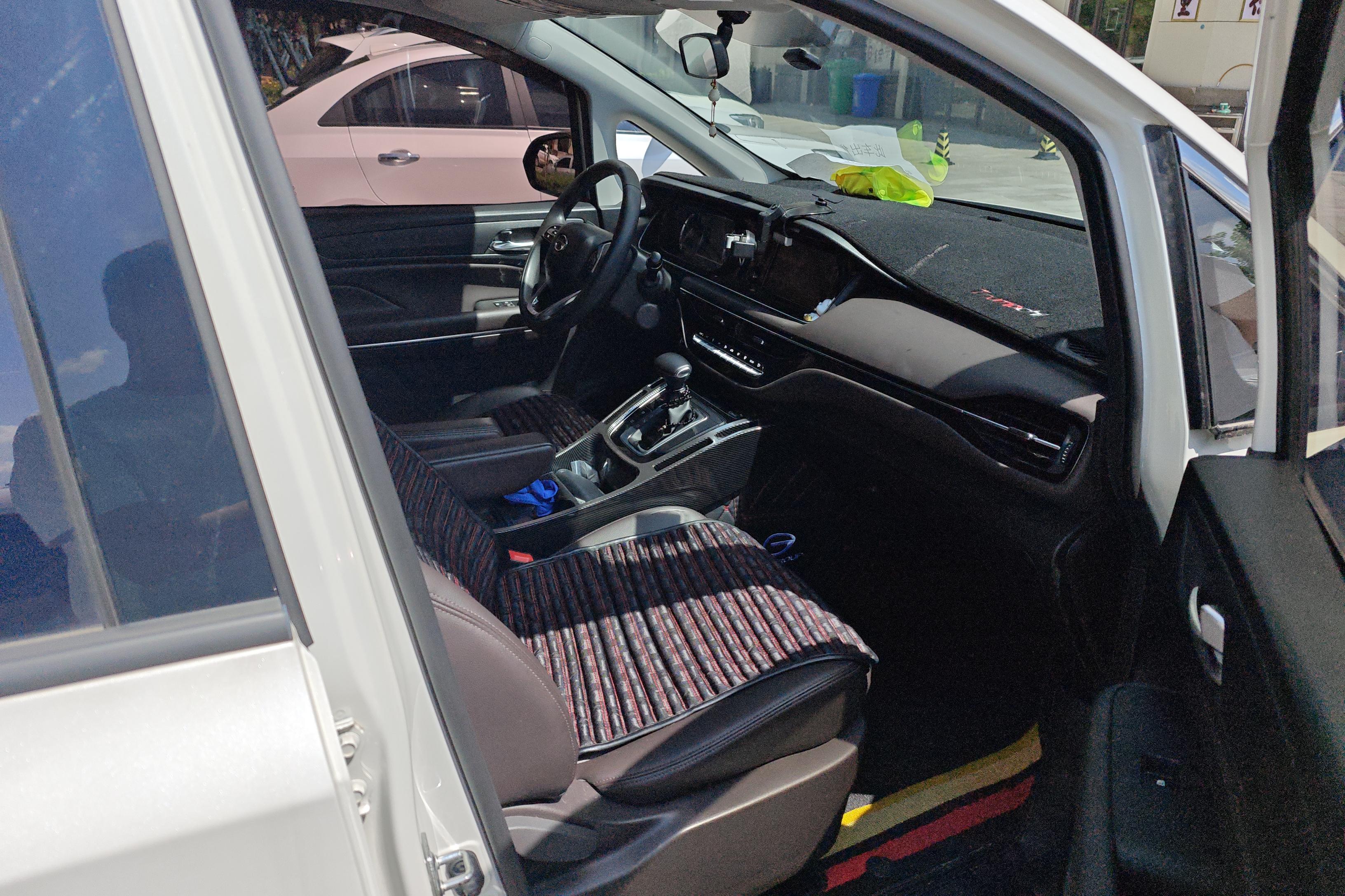 GAC Trumpchi M6 2019 car image #7