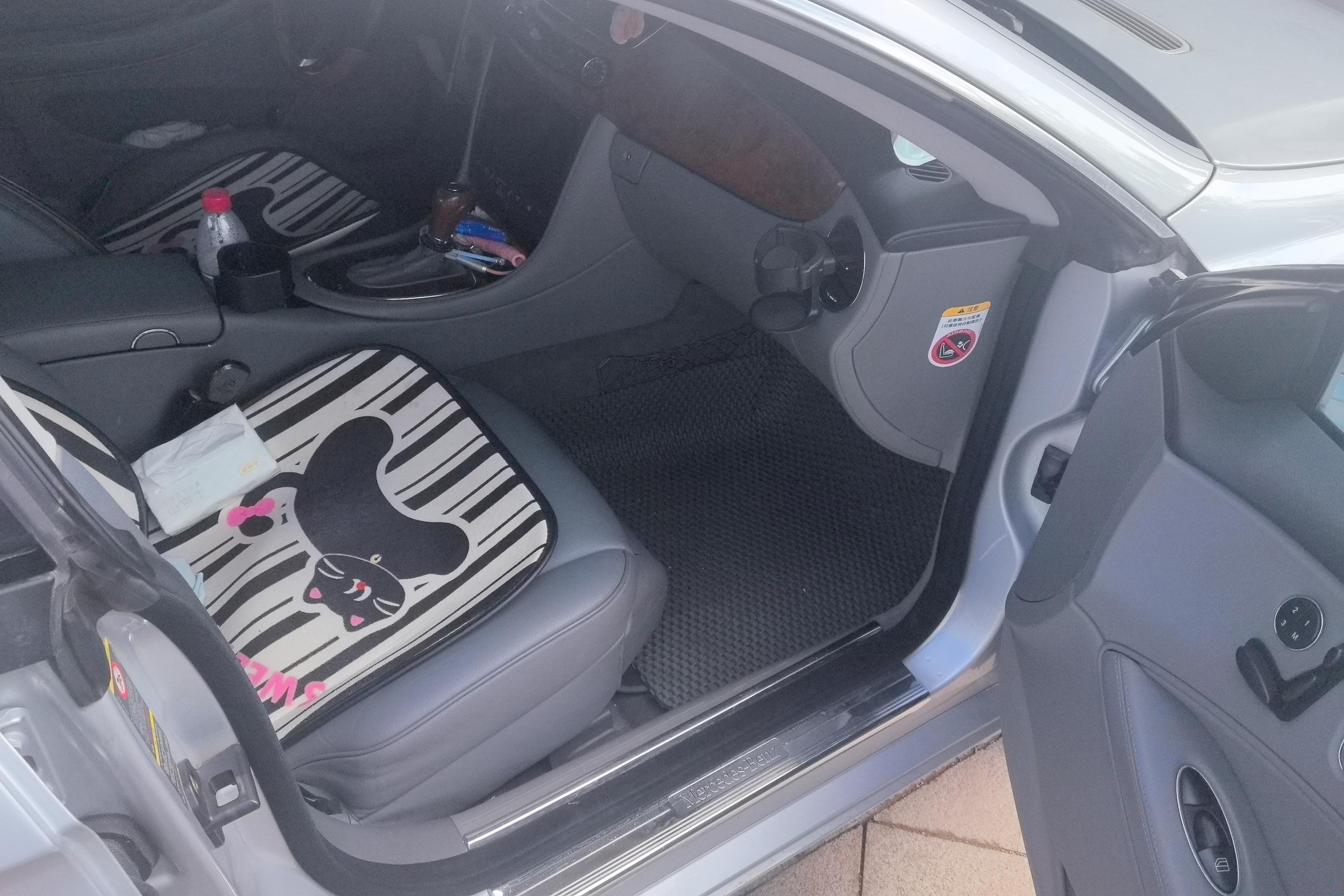 Mercedes-Benz CLS AMG 2010 car image #7