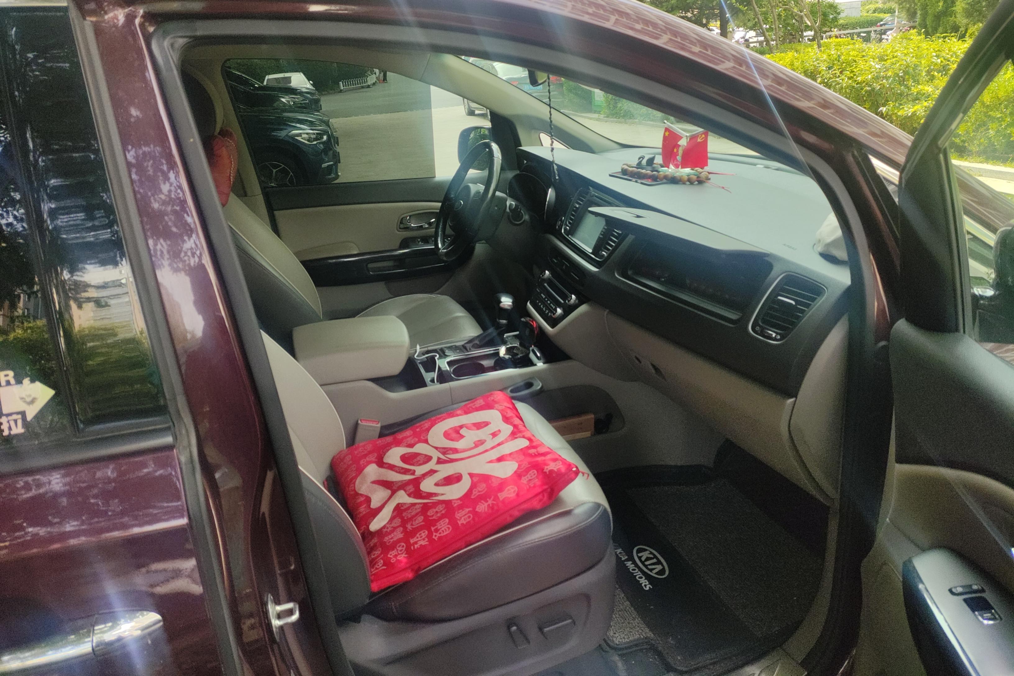 Kia Carnival 2016 изображение автомобиля #7