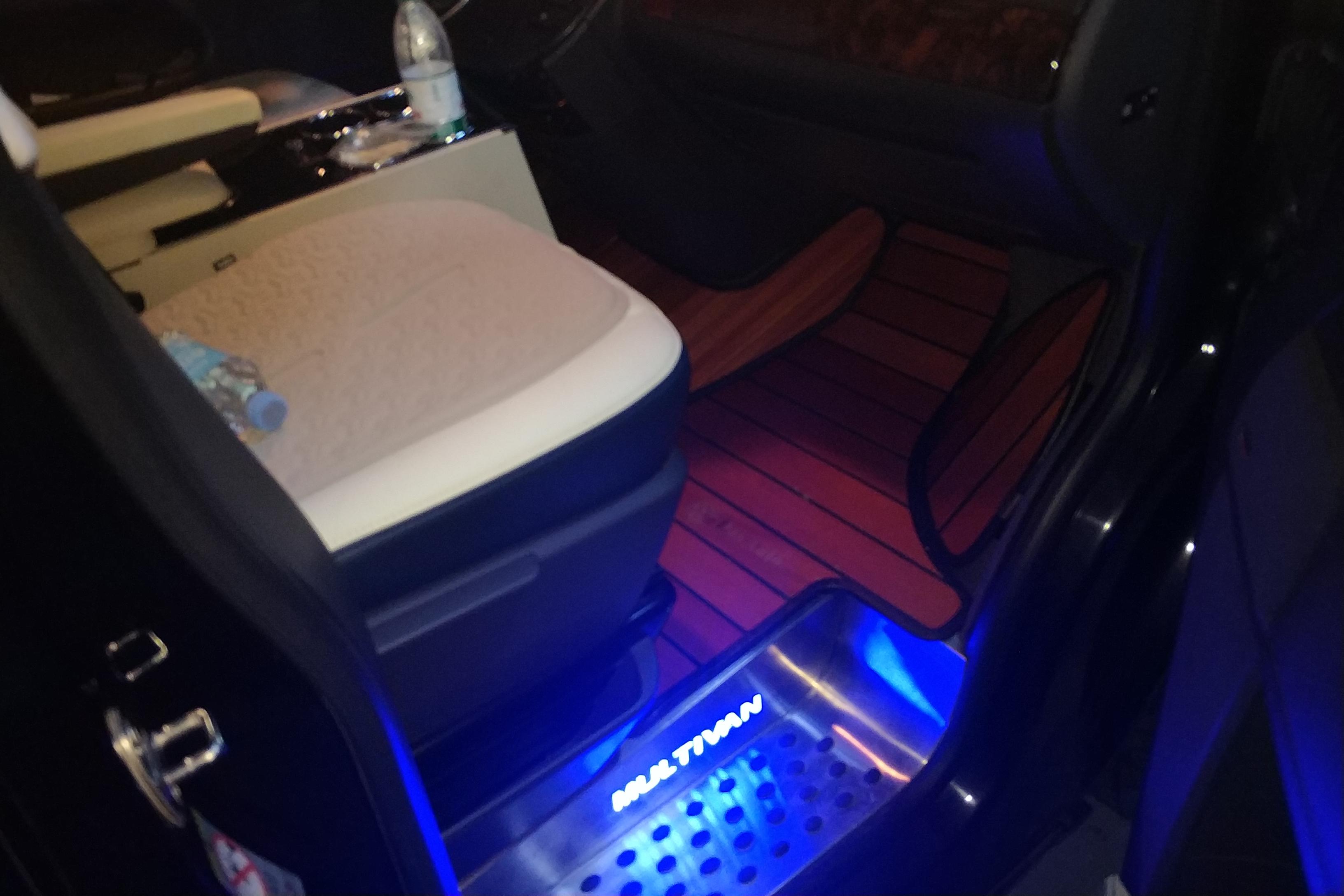 Volkswagen Multivan 2012 #7 Volkswagen Multivan 2012 imagem de carro #7