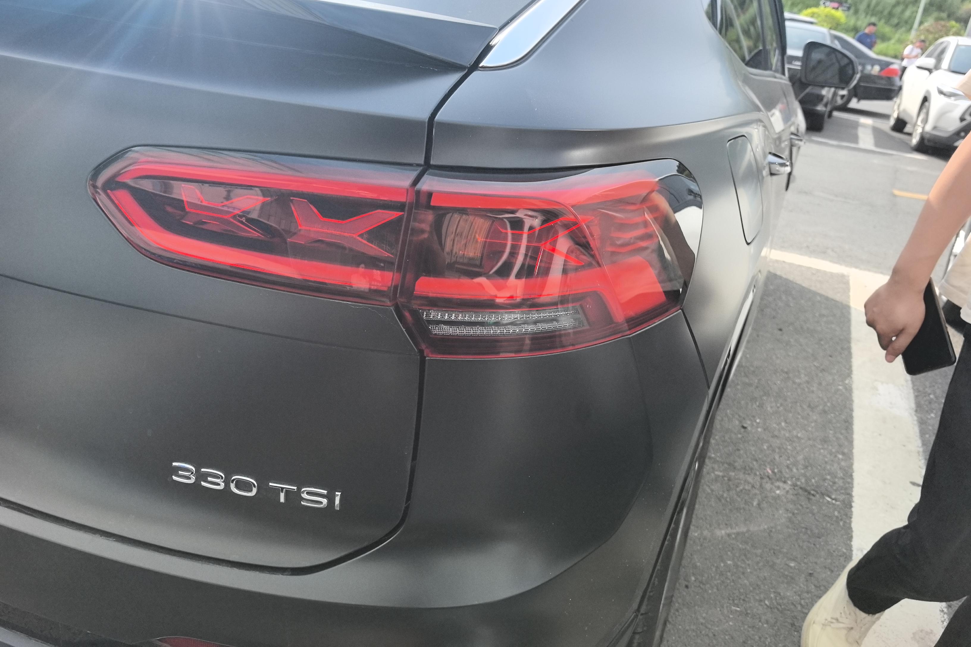 Volkswagen Tayron X 2022 car image #7