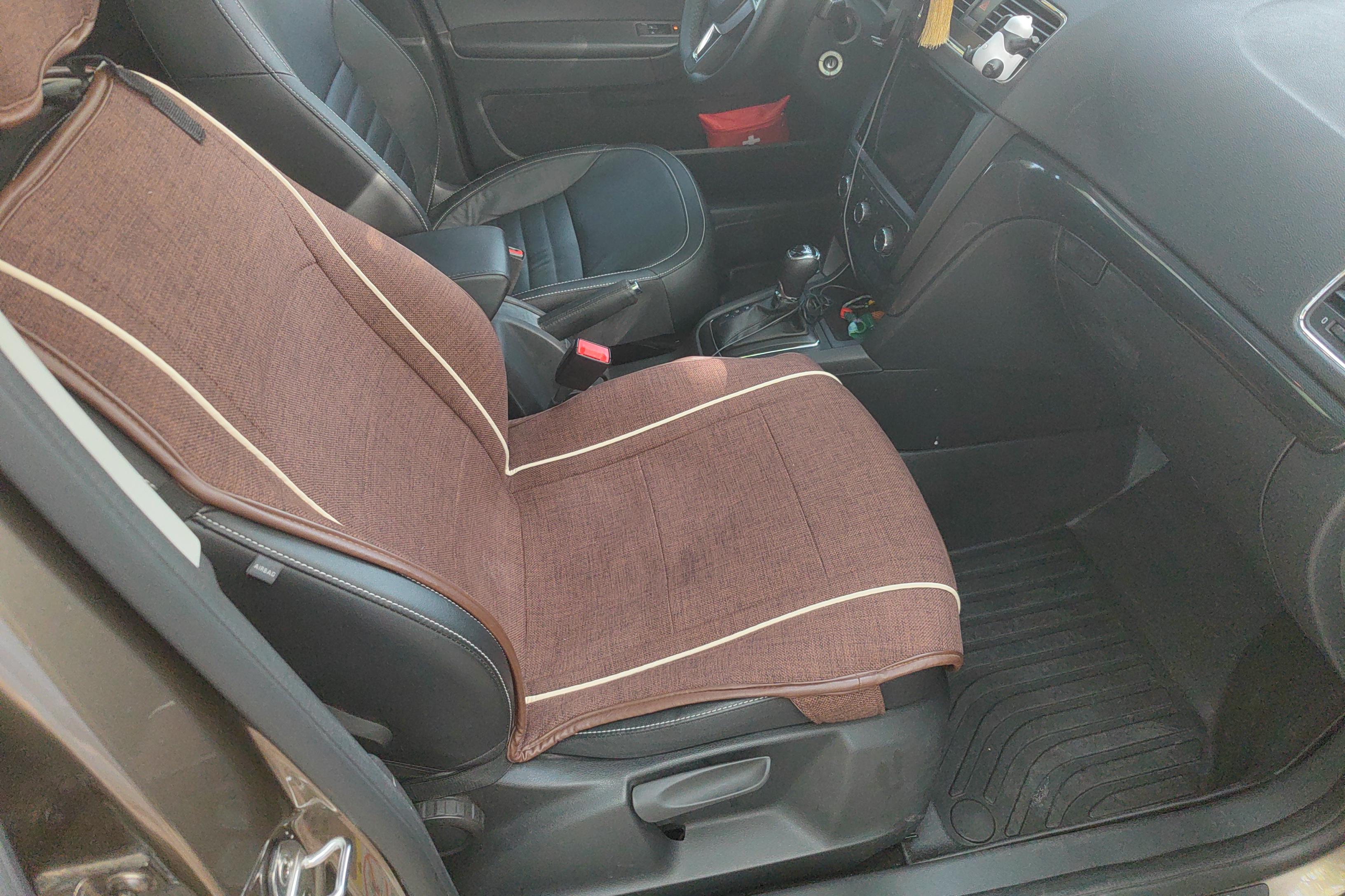 Skoda Yeti 2018 car image #7