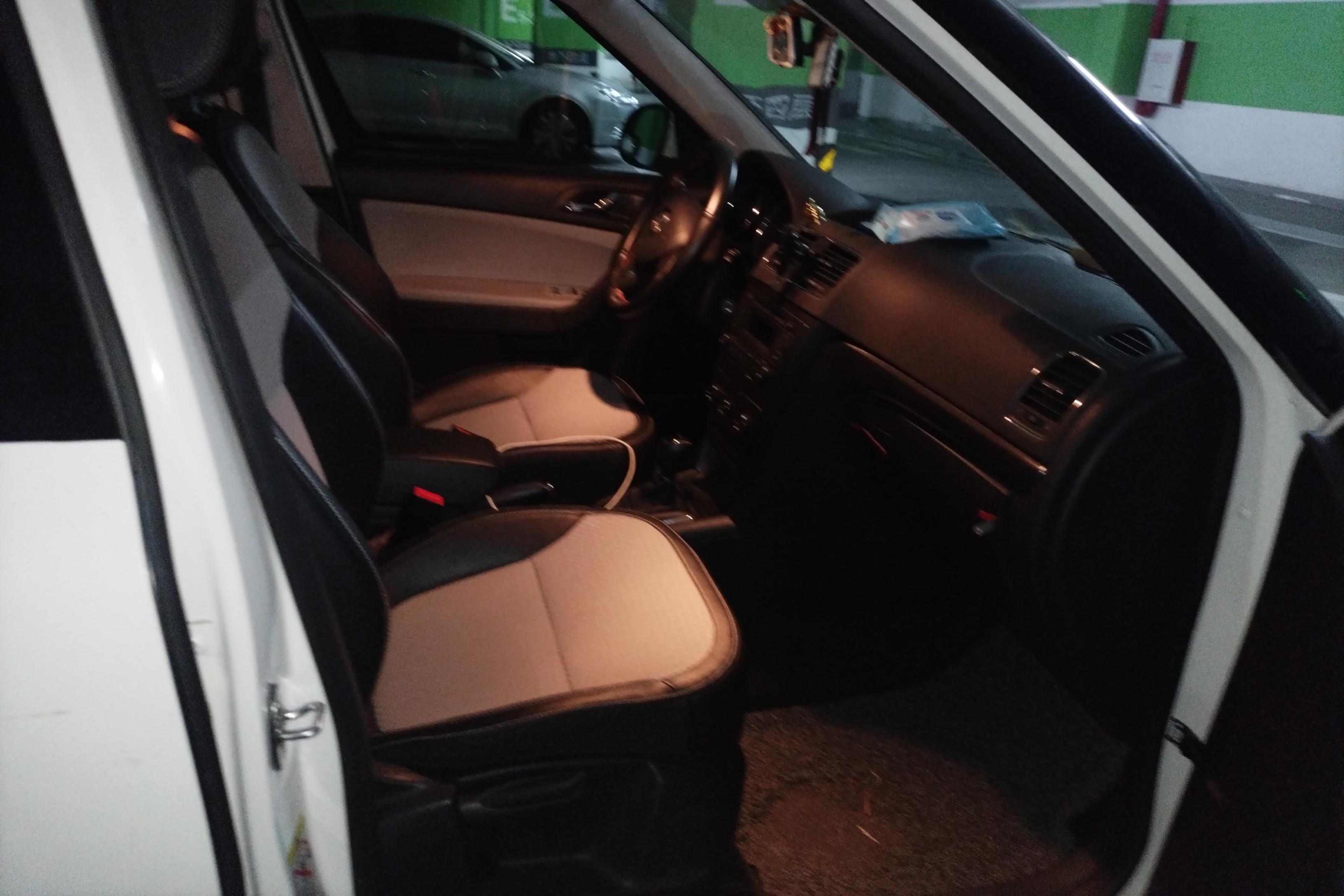 Skoda Yeti 2016 immagine di auto #7