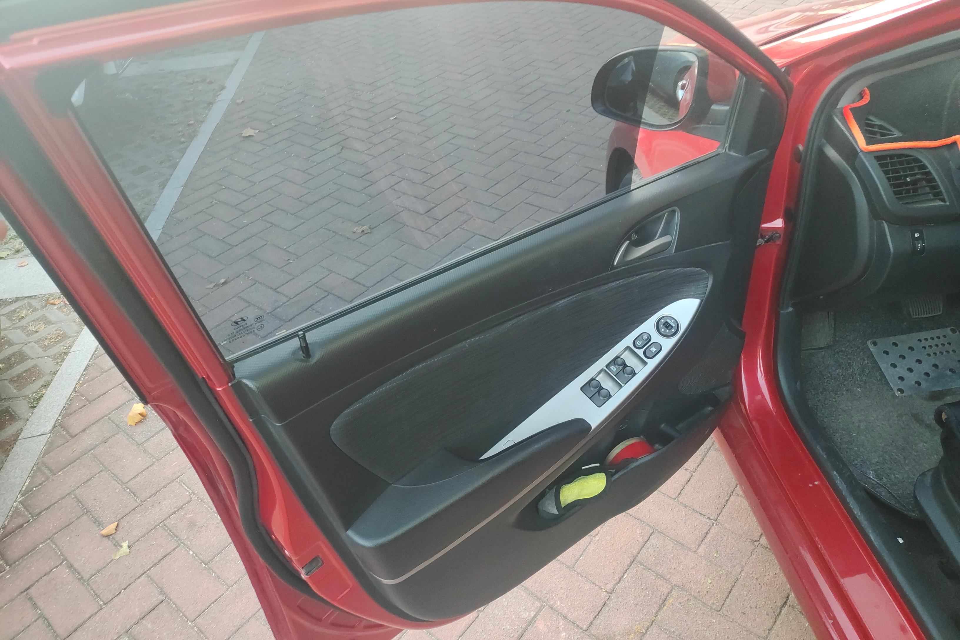 Hyundai Reina Hatchback 2014 #7 Hyundai Reina Hatchback 2014 immagine di auto #7