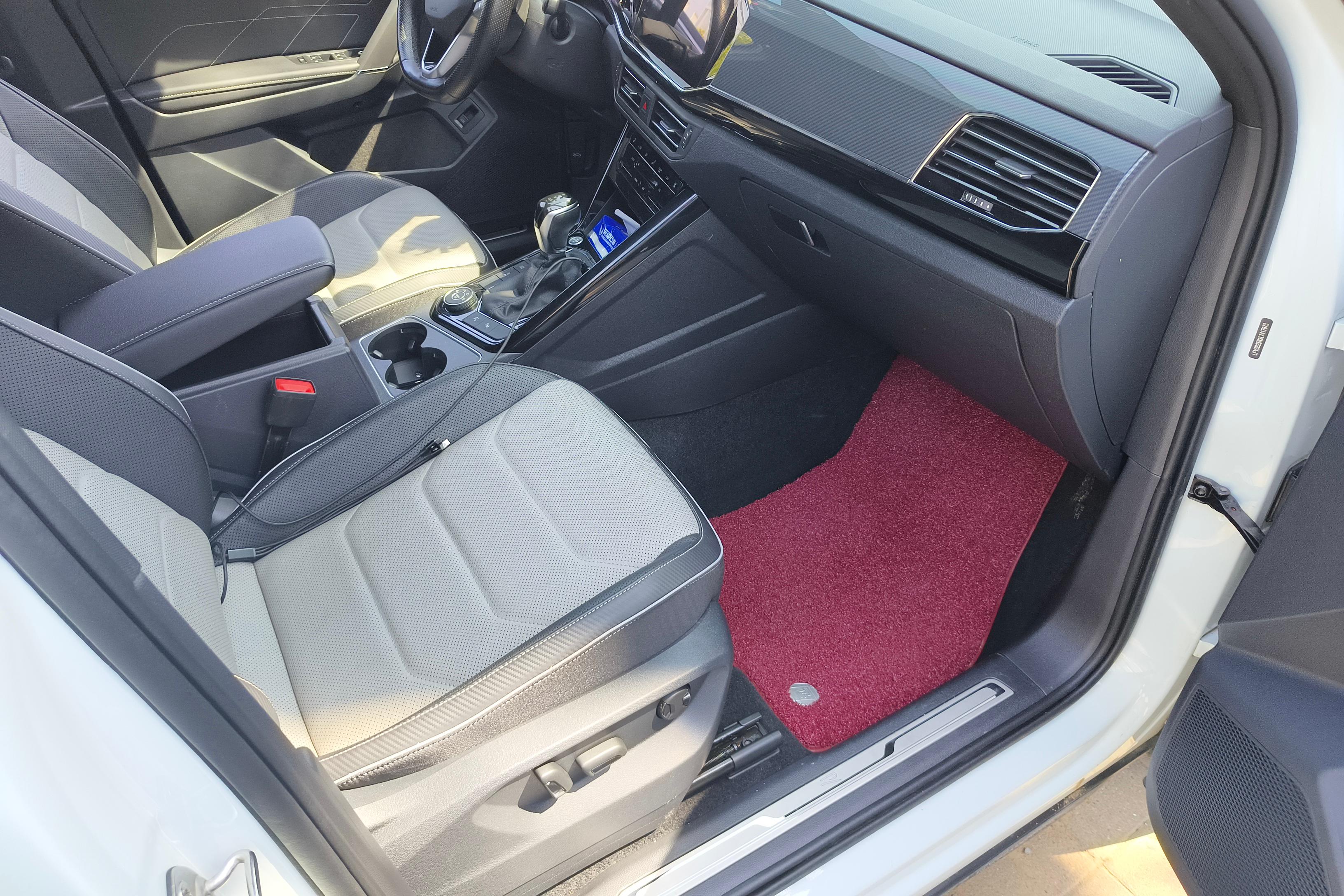 Volkswagen Tayron X 2020 car image #7