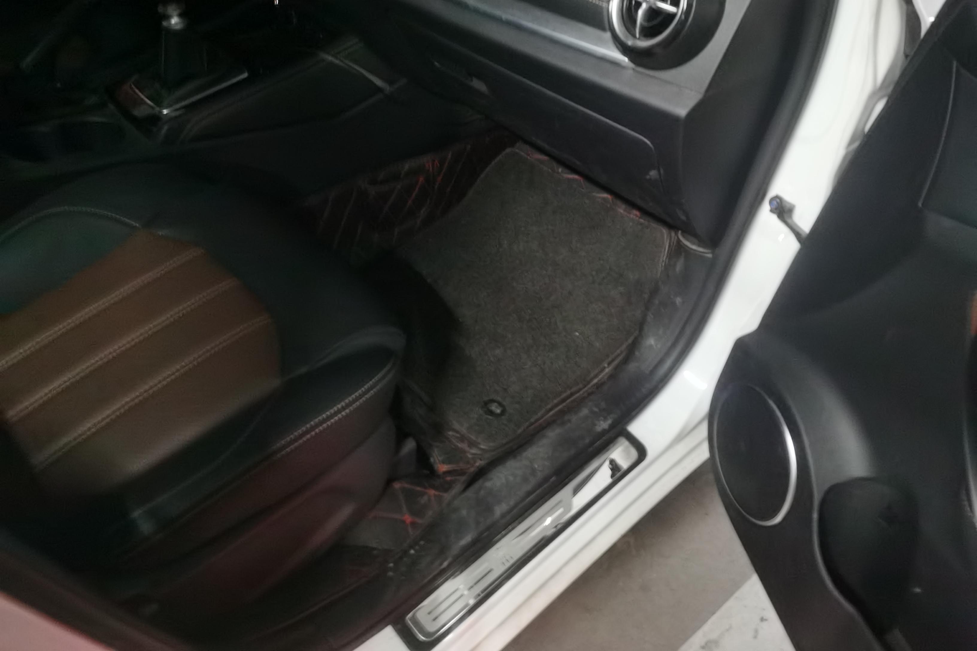 BYD Song 2018 car image #7