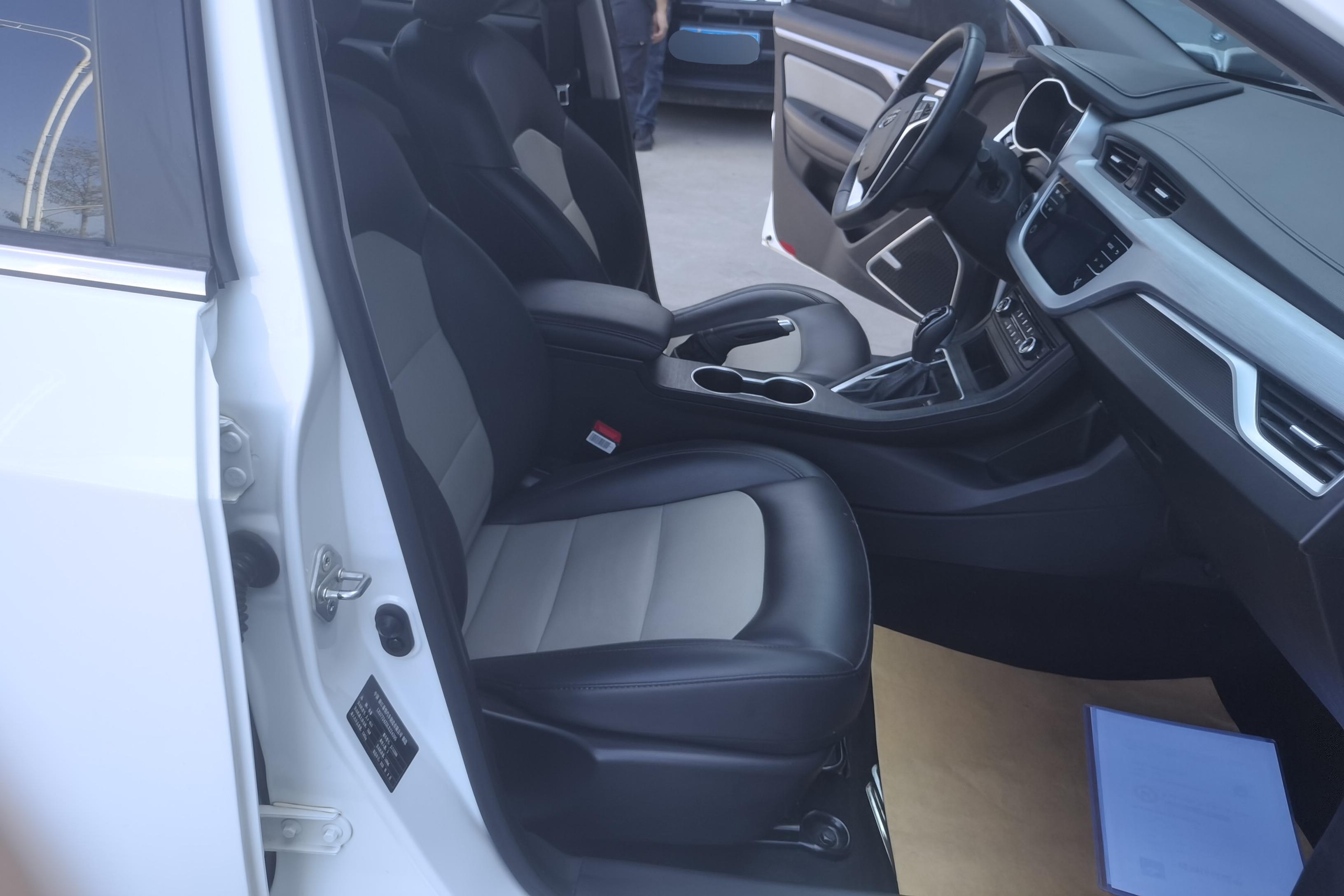 GEELY Vision 2021 car image #7