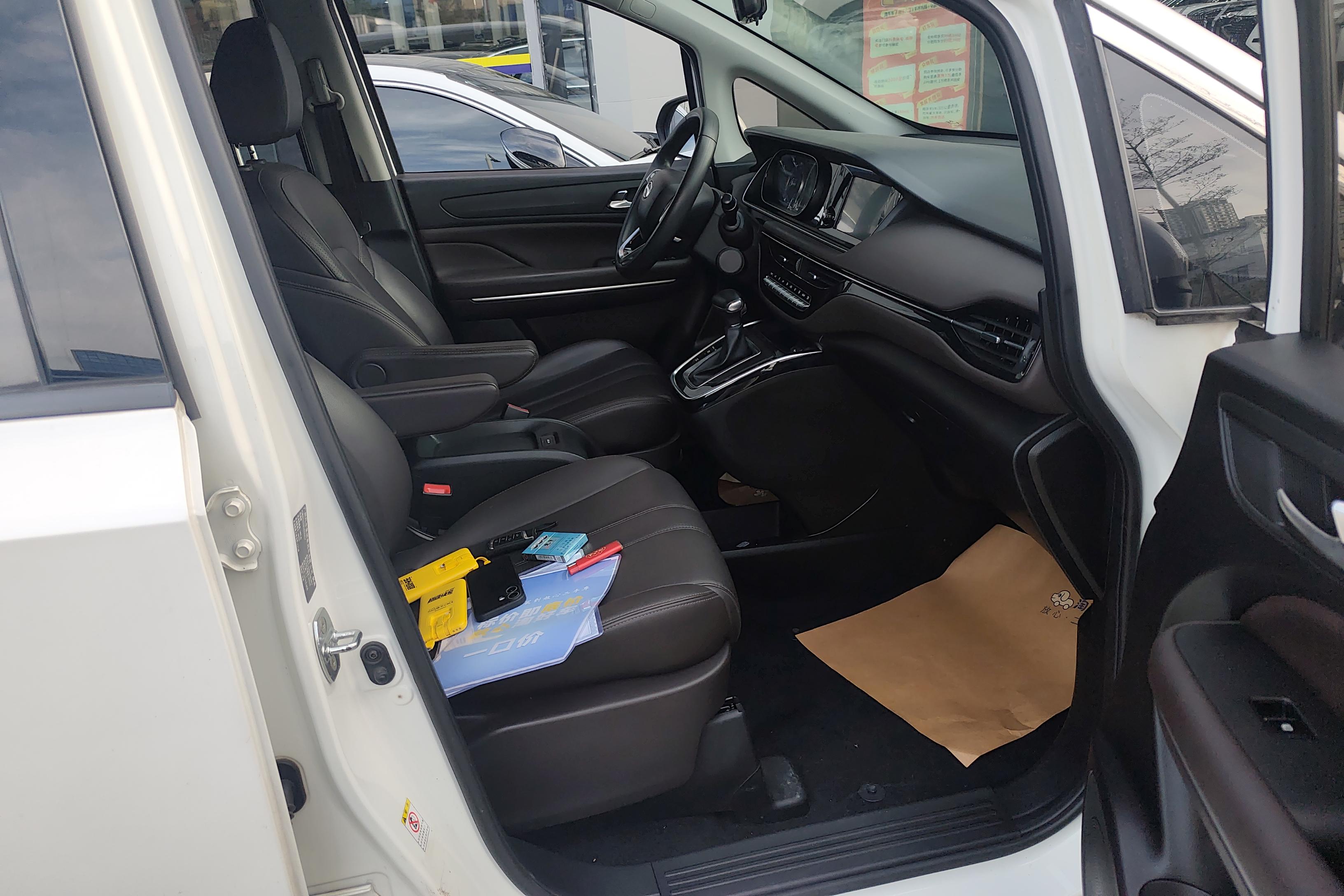 GAC Trumpchi M6 2019 car image #7