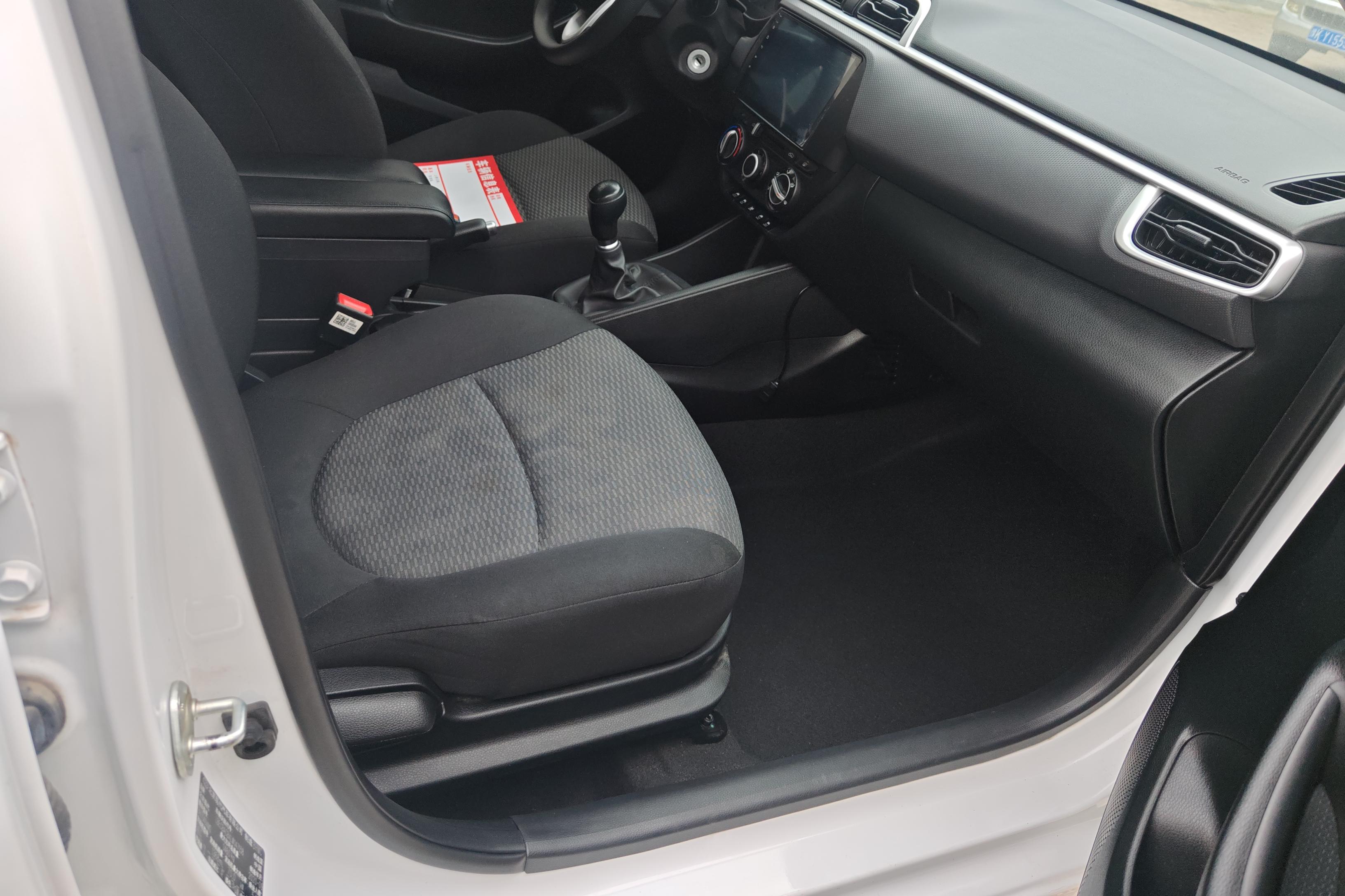 Hyundai Reina 2021 car image #7