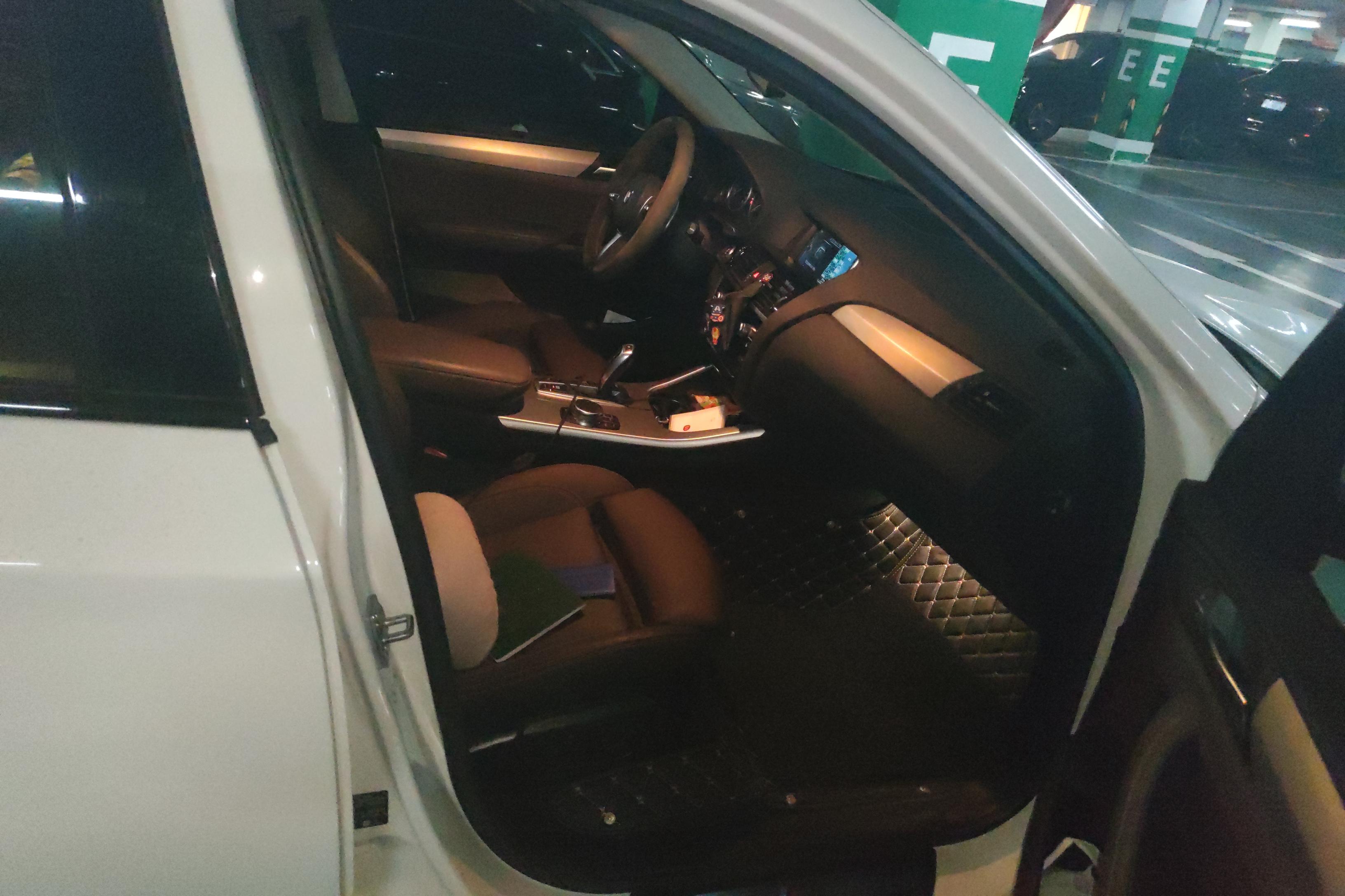 BMW X4 M40i 2018 car image #7