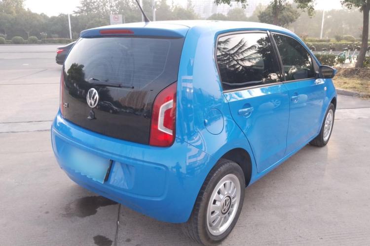 Volkswagen up! 2016 immagine di auto #7