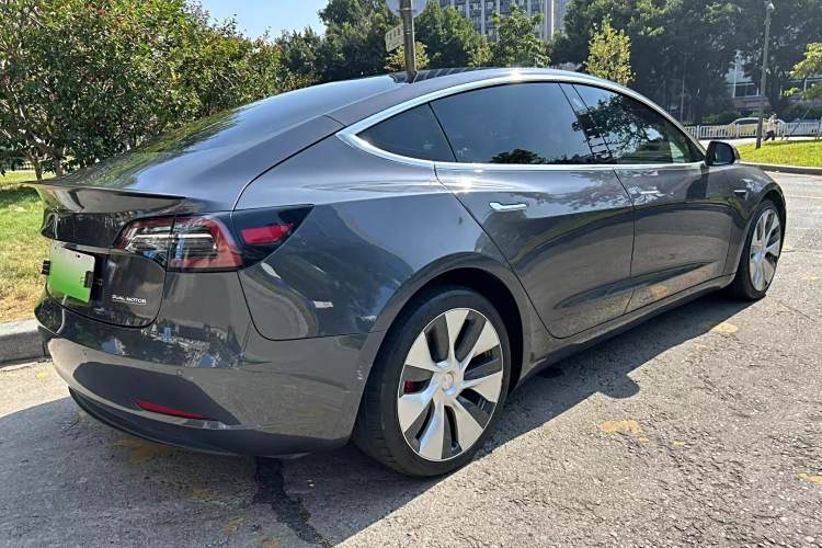 特斯拉 Model 3(进口) 2019 汽车图片 #7